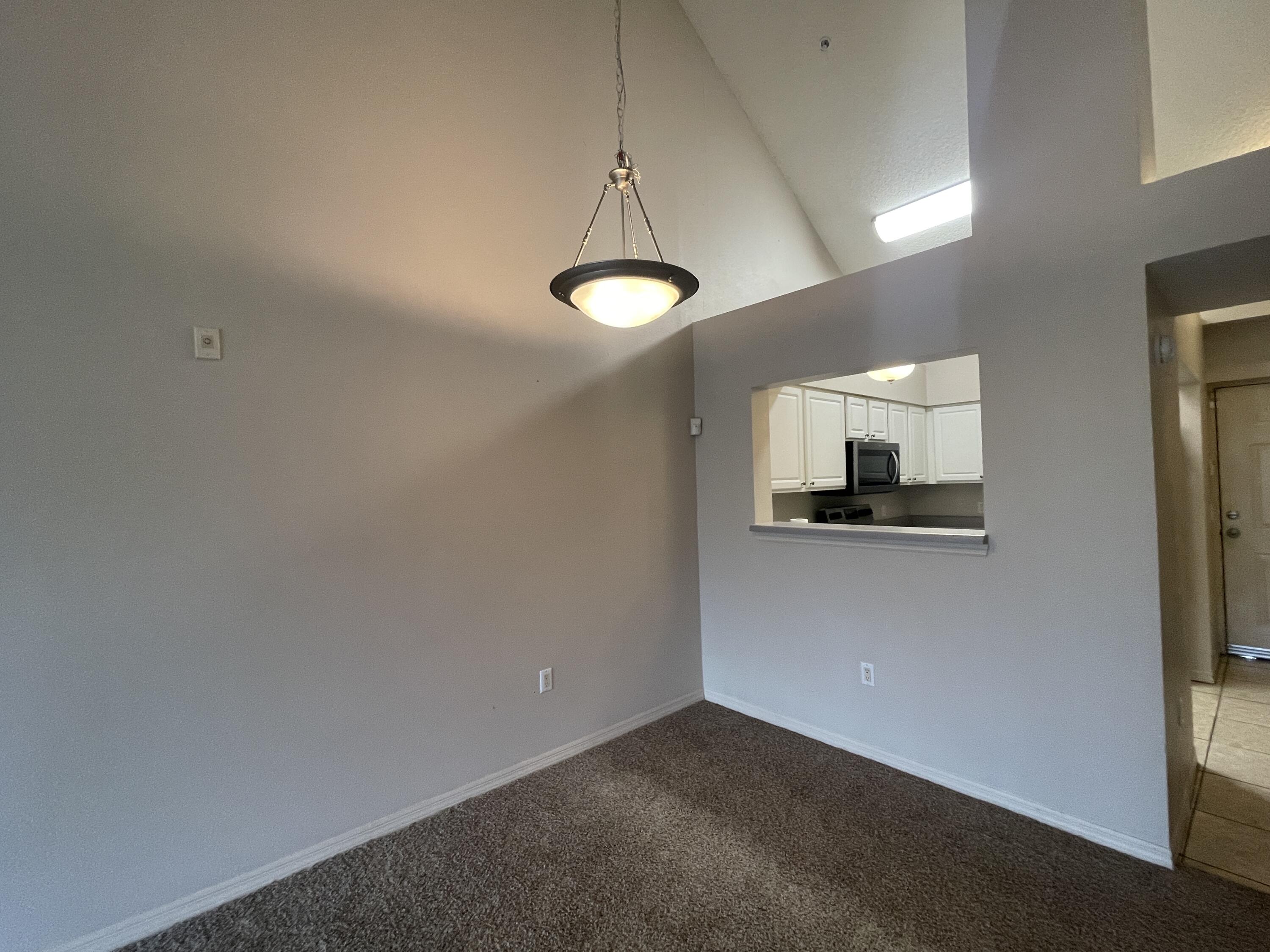 THE FLORIDA CLUB - Residential Lease