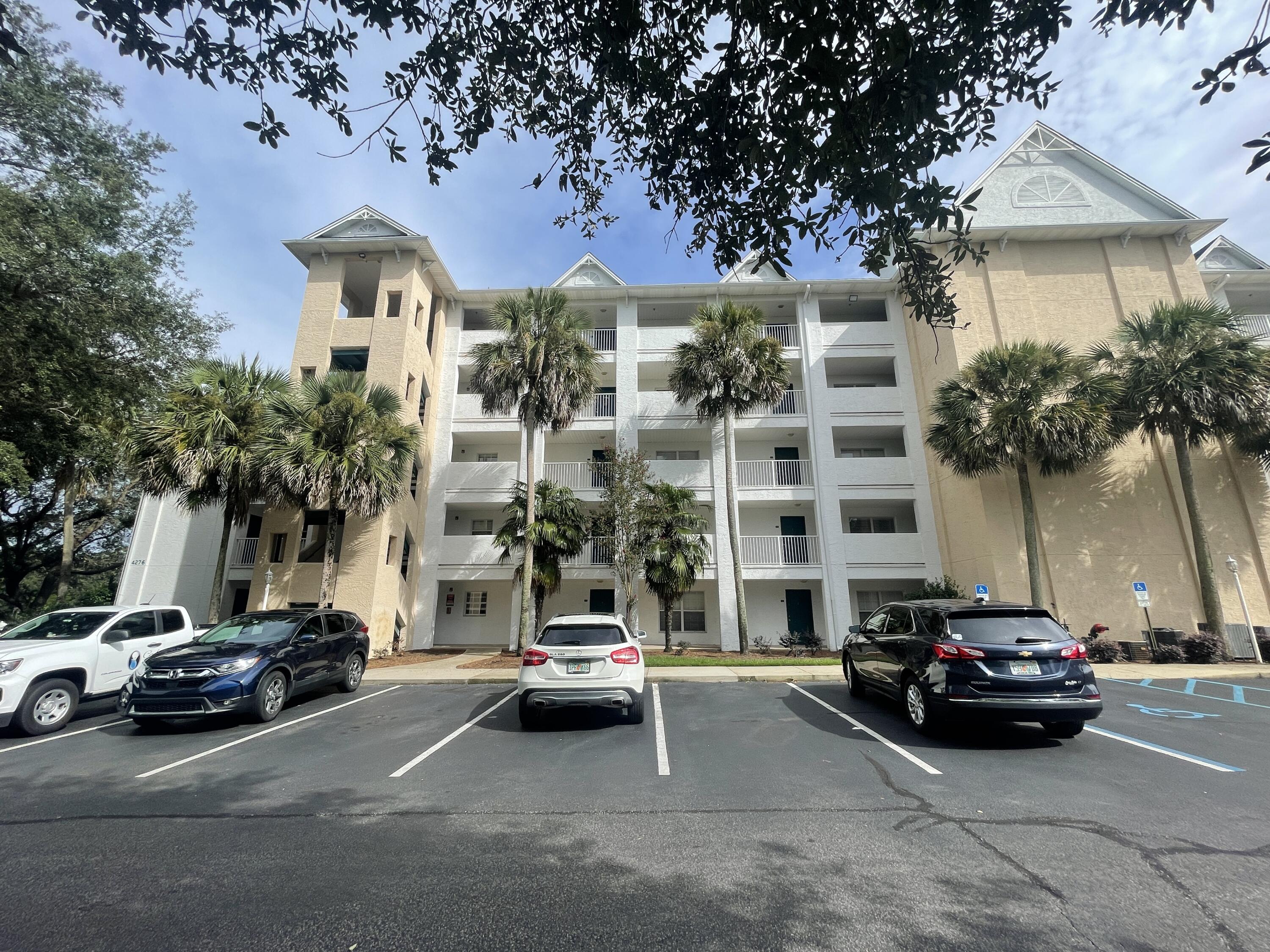 THE FLORIDA CLUB - Residential Lease