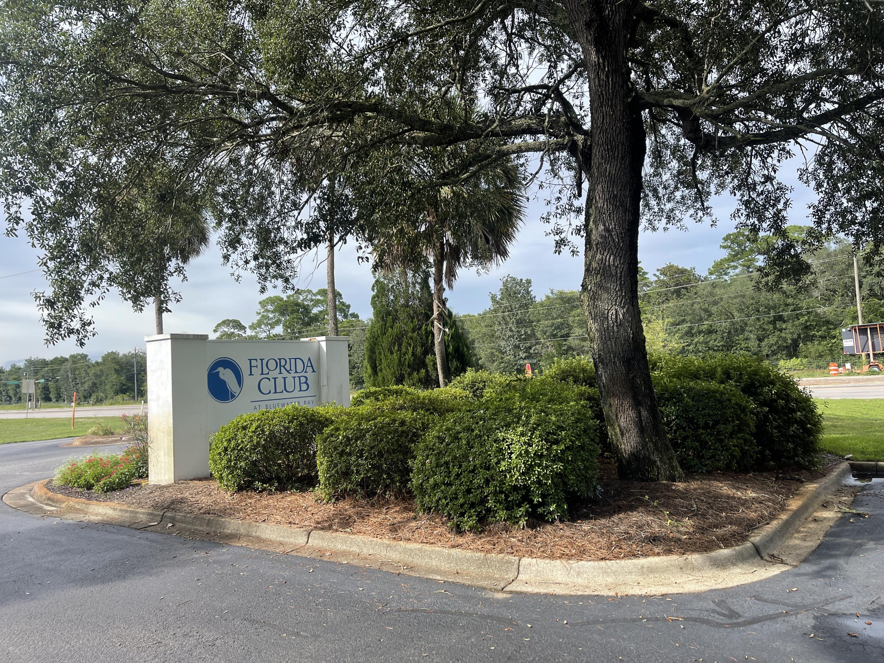 THE FLORIDA CLUB - Residential Lease