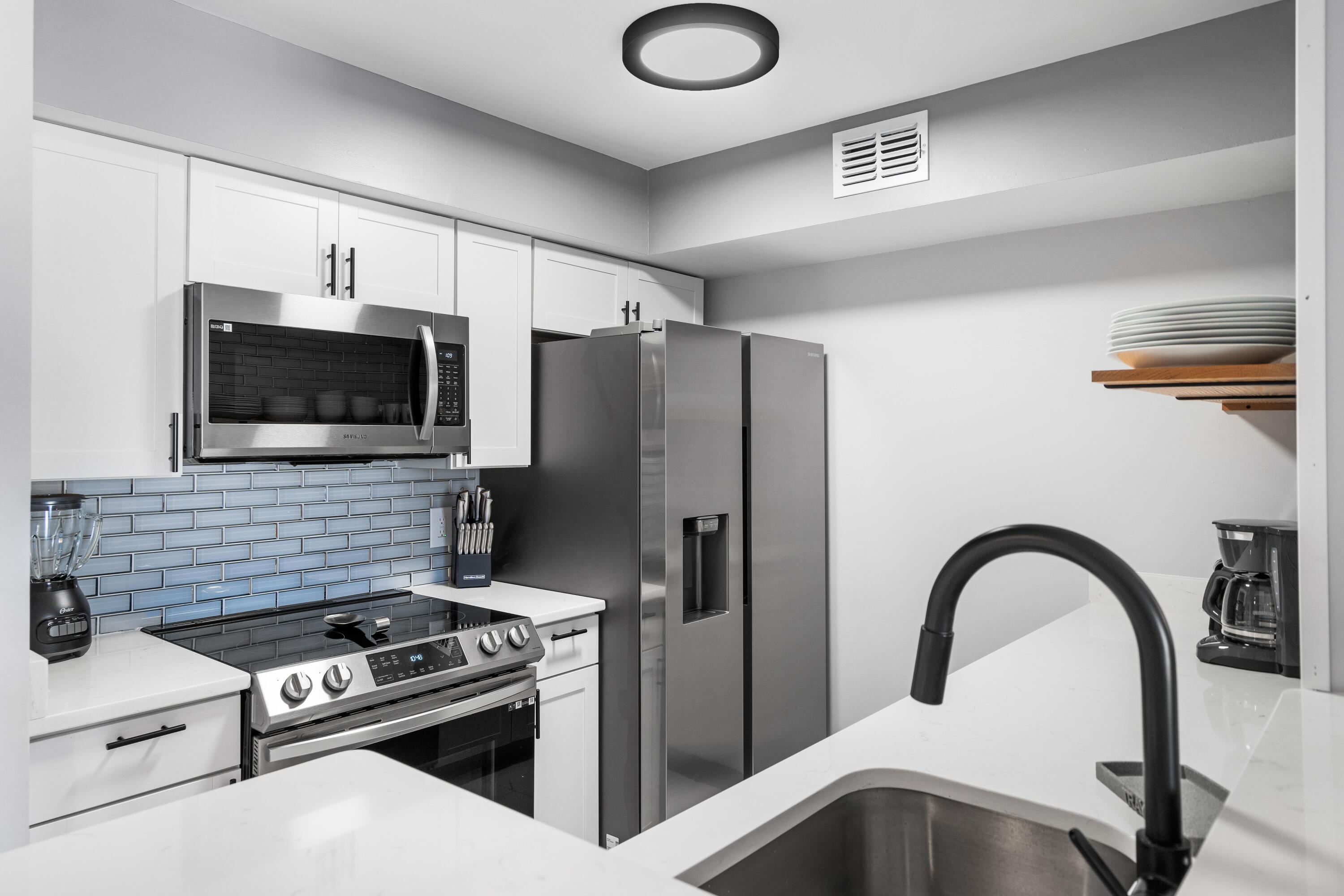 INDIAN LAKE - Residential