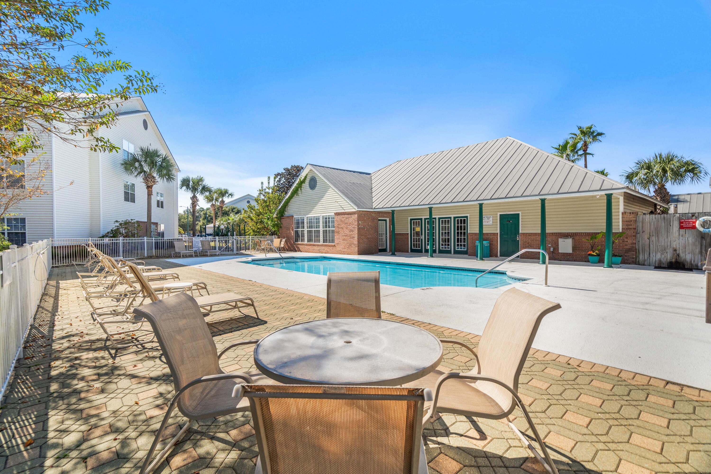 INDIAN LAKE - Residential