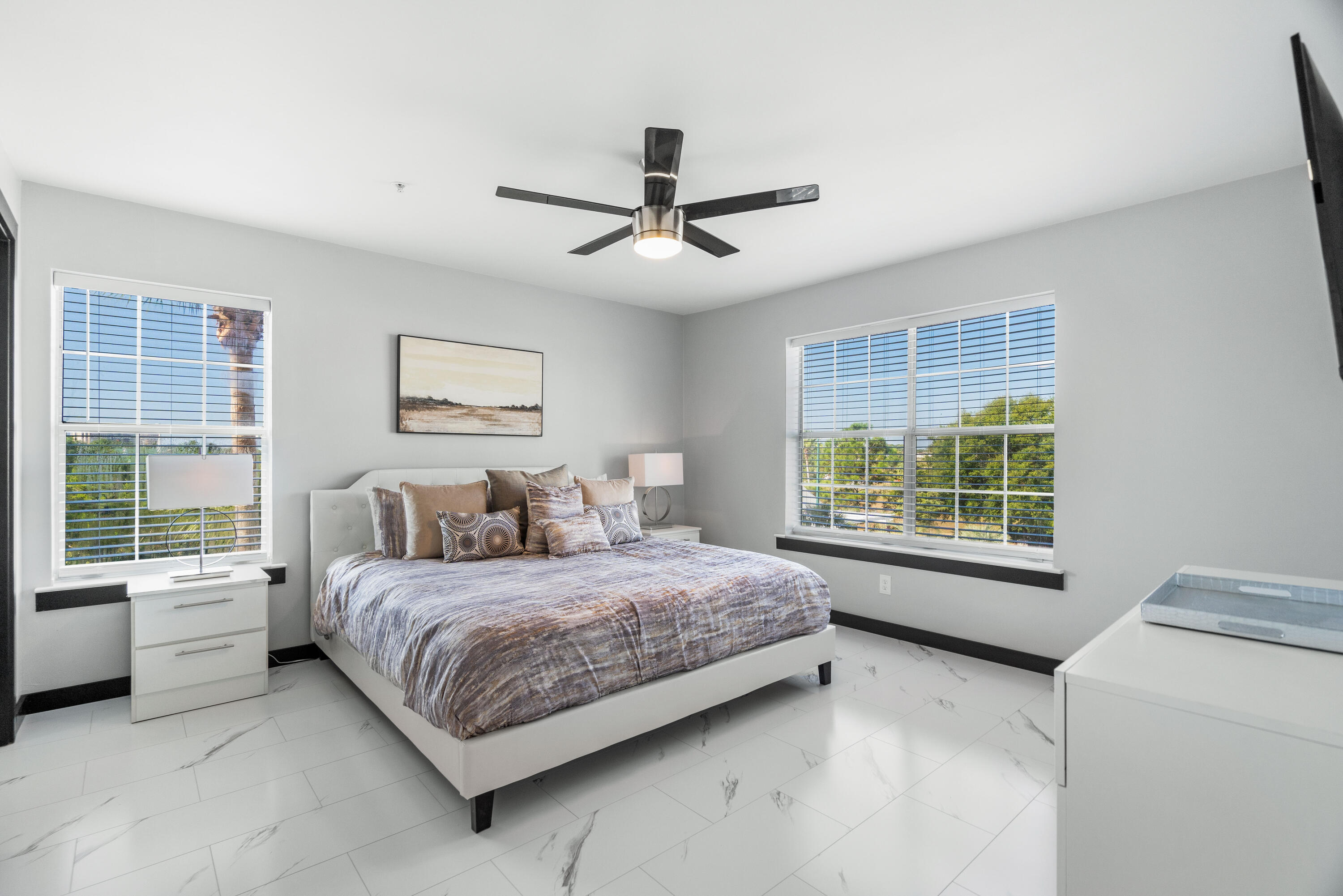 INDIAN LAKE - Residential