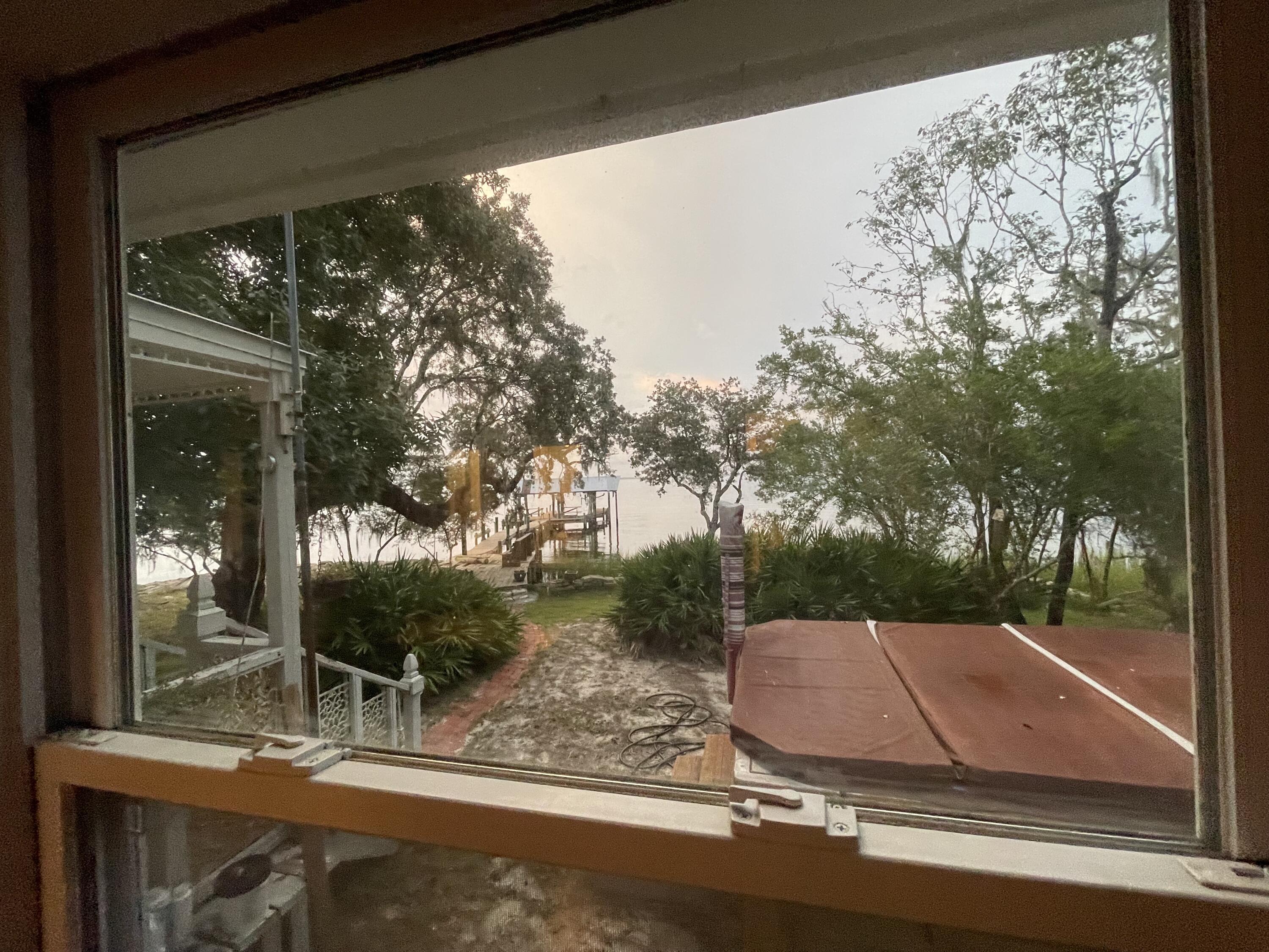 LOT 6 BAY BREEZE - Residential