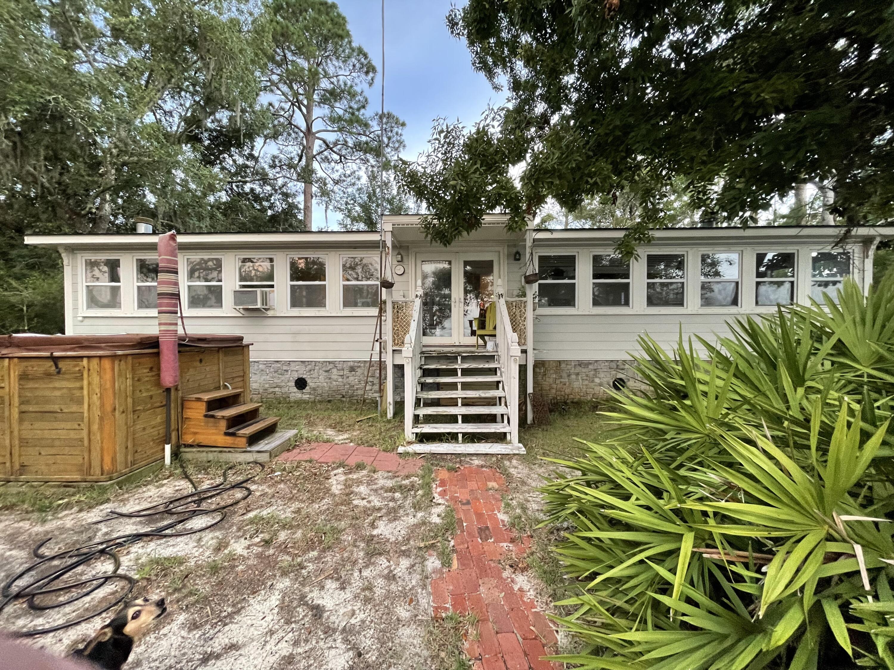 LOT 6 BAY BREEZE - Residential