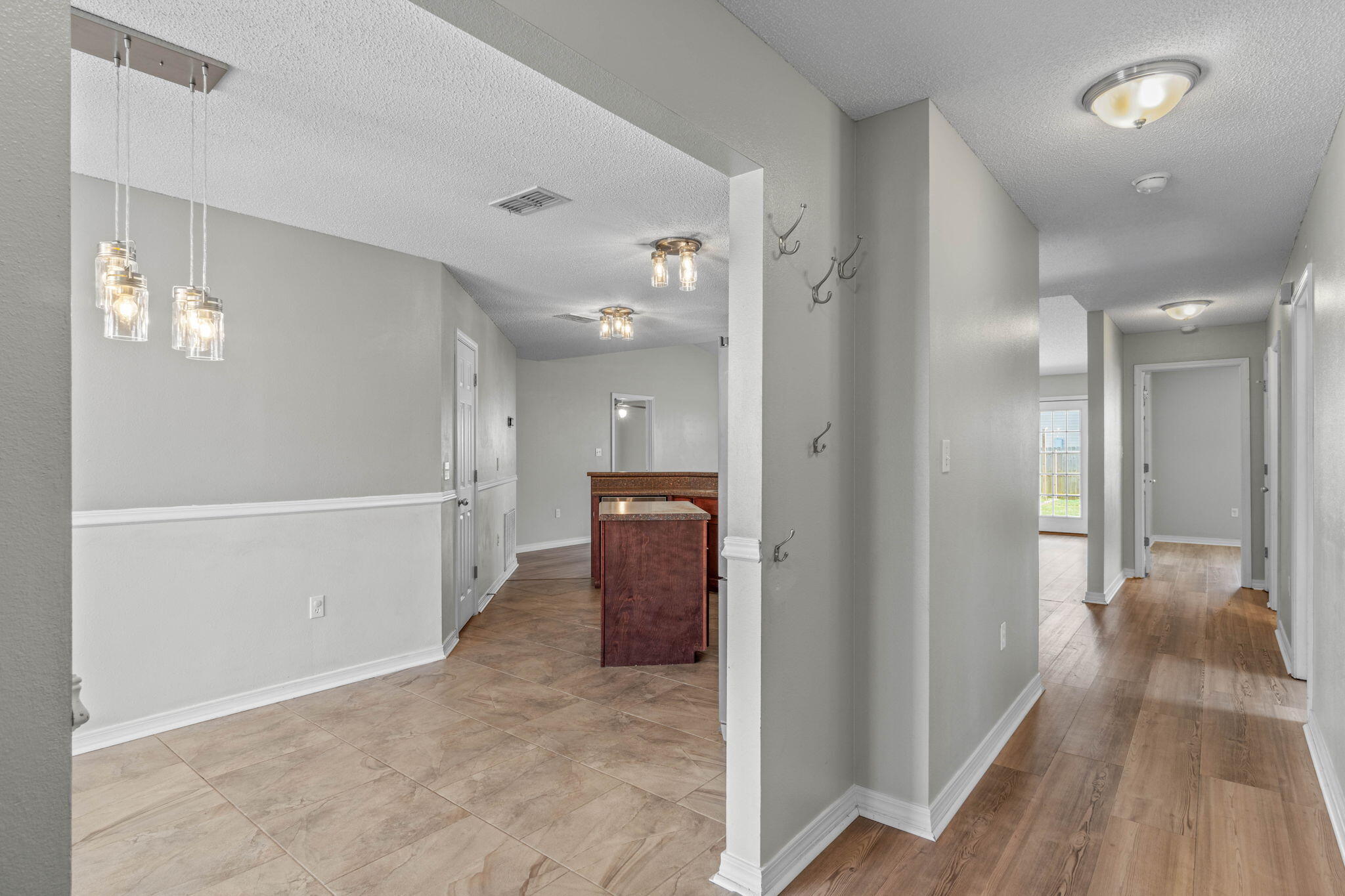 IRON GATE S/D PH I - Residential Lease