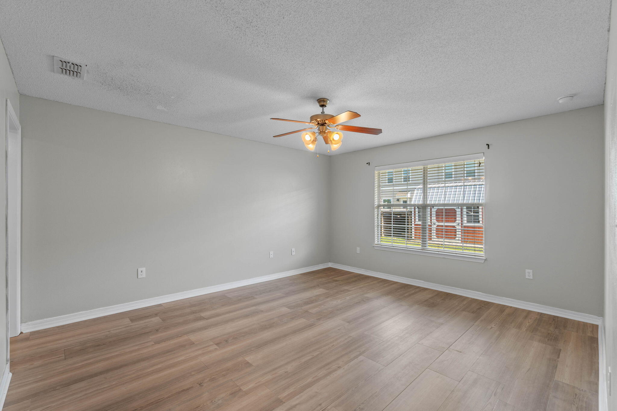 IRON GATE S/D PH I - Residential Lease