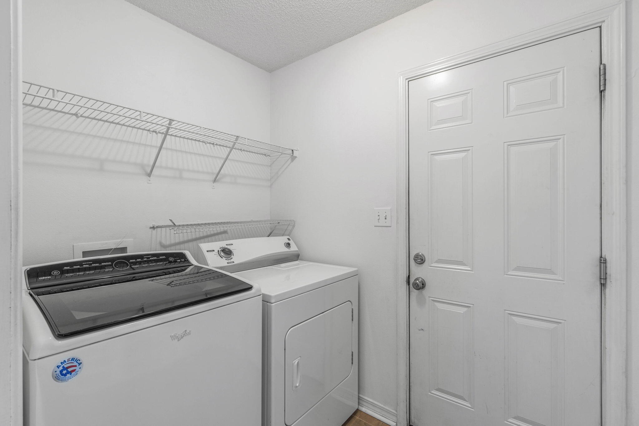 IRON GATE S/D PH I - Residential Lease