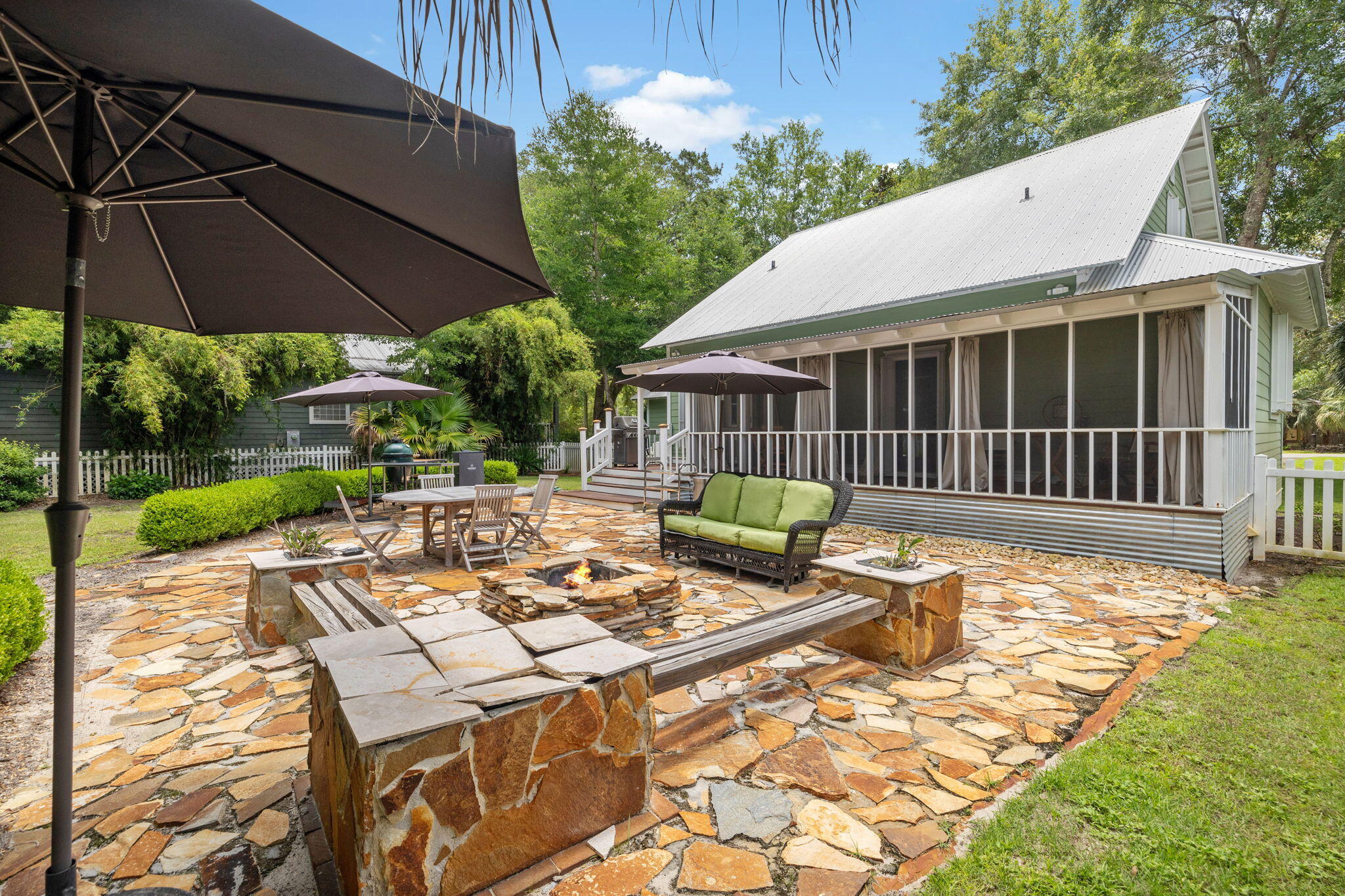 DAUGHETTES AMENDED - Residential