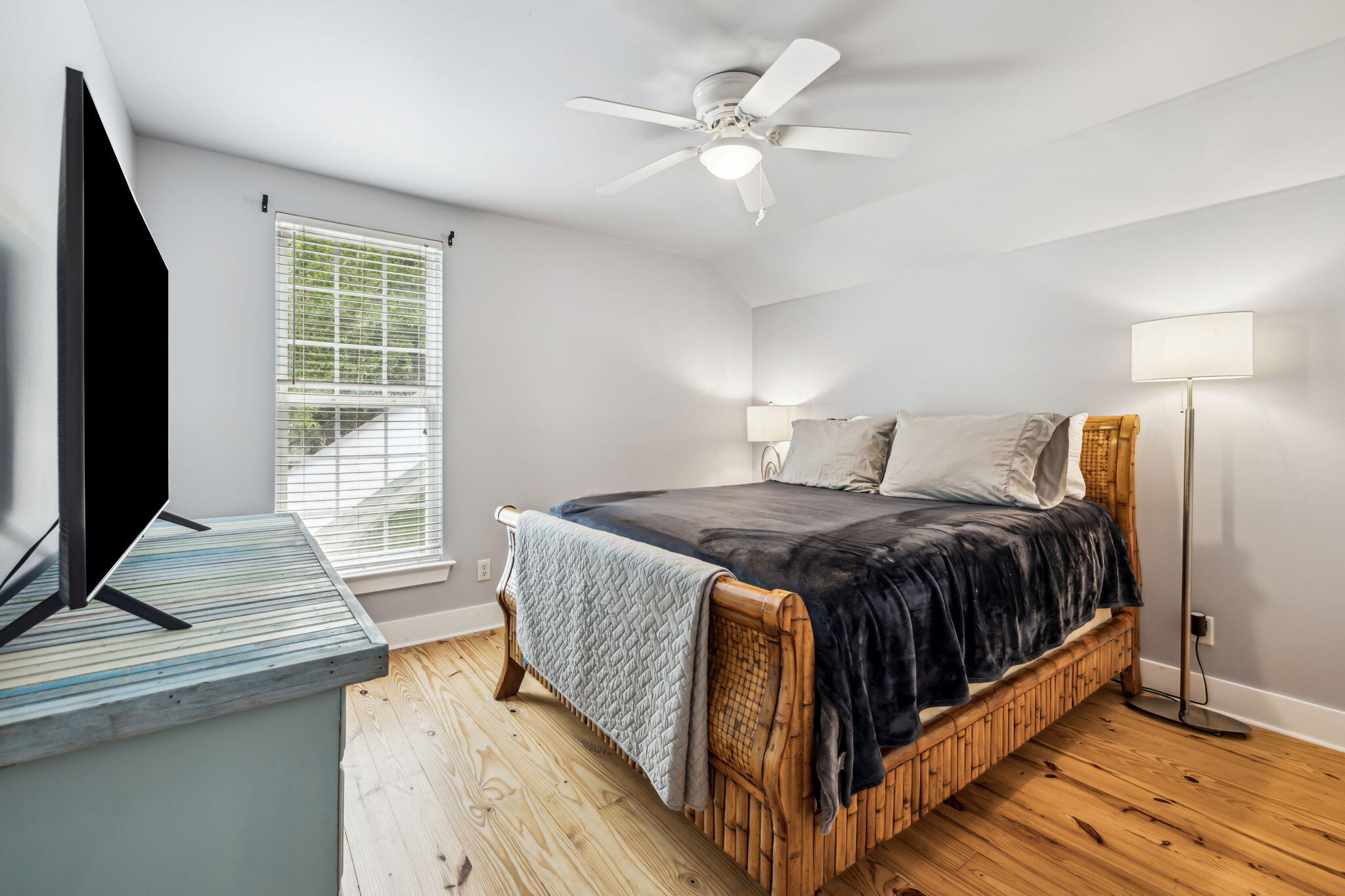 DAUGHETTES AMENDED - Residential