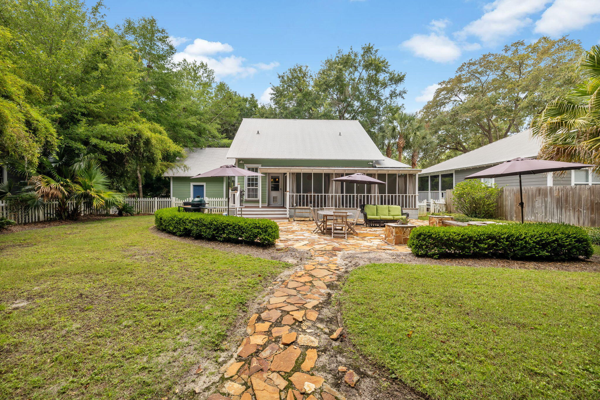 DAUGHETTES AMENDED - Residential