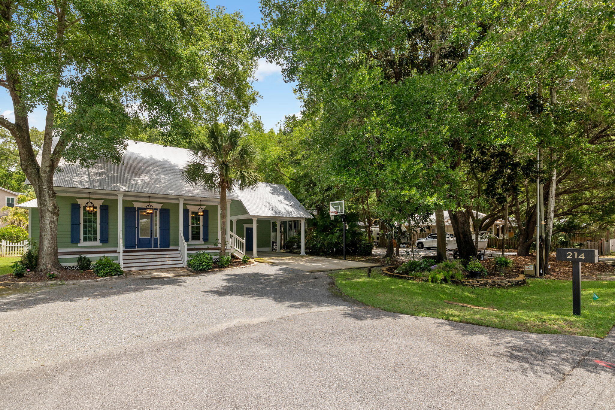 DAUGHETTES AMENDED - Residential