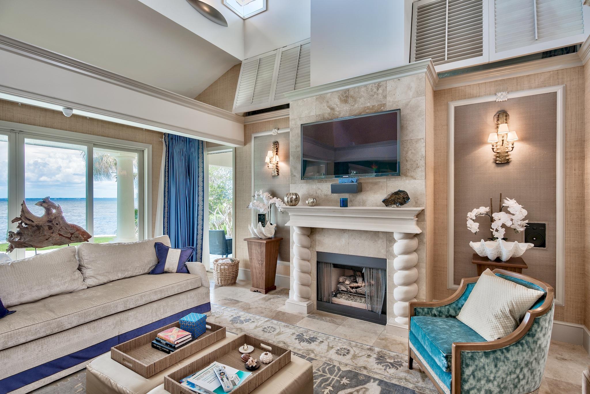 BURNT PINE - Residential