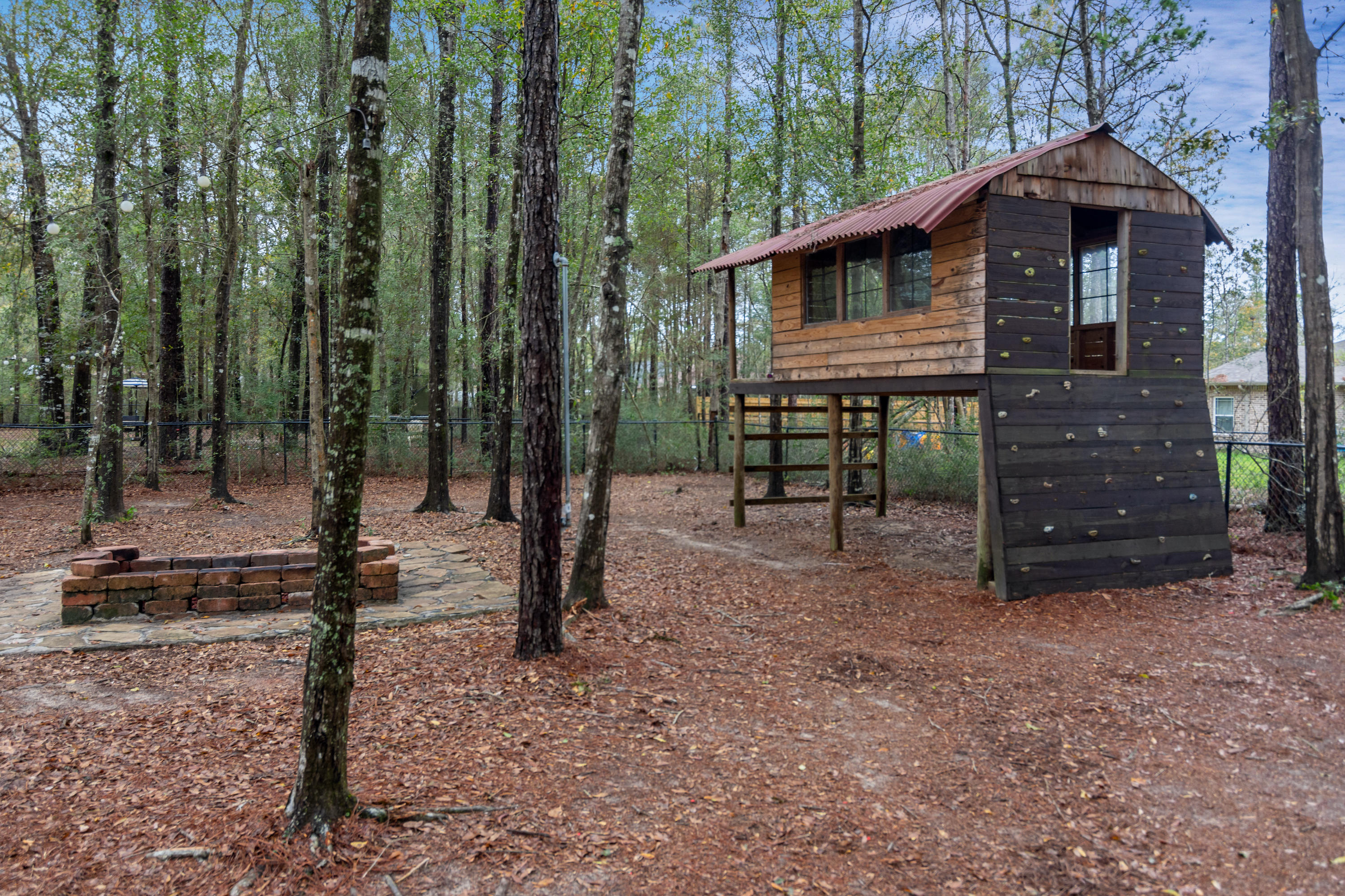 CAMELLIA COVE - Residential