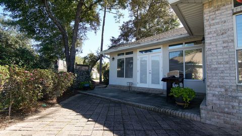 A home in Niceville