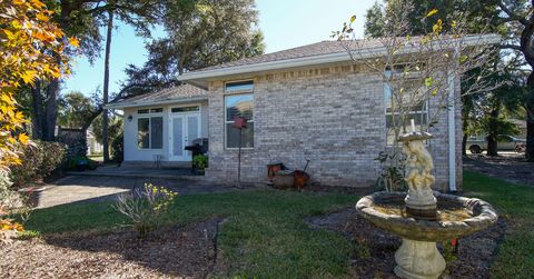 A home in Niceville