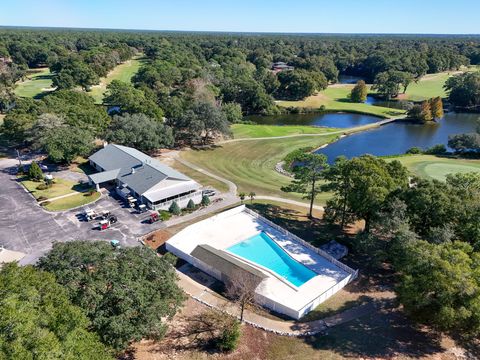 A home in Niceville