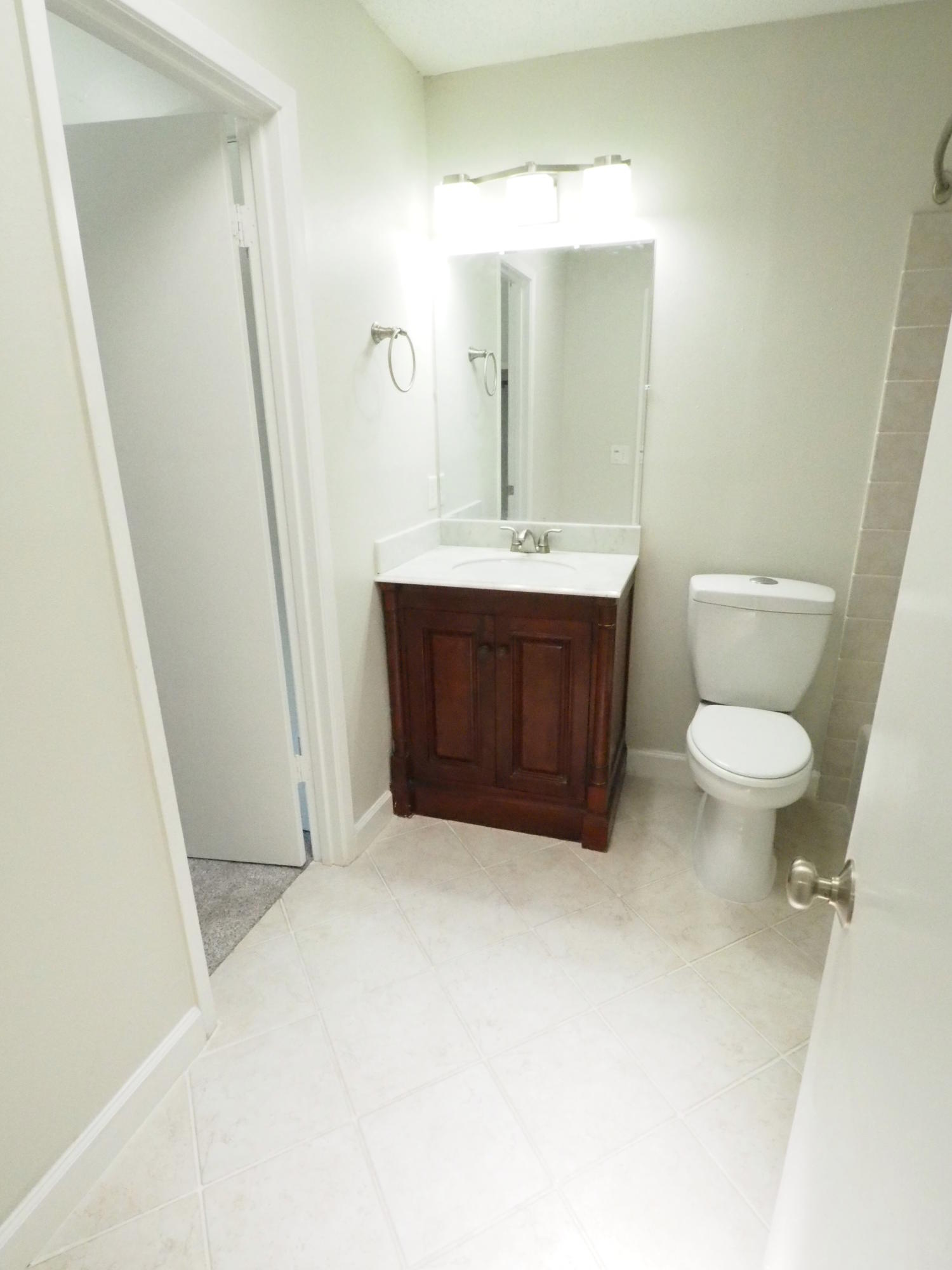 MONTAGE MANOR - Residential