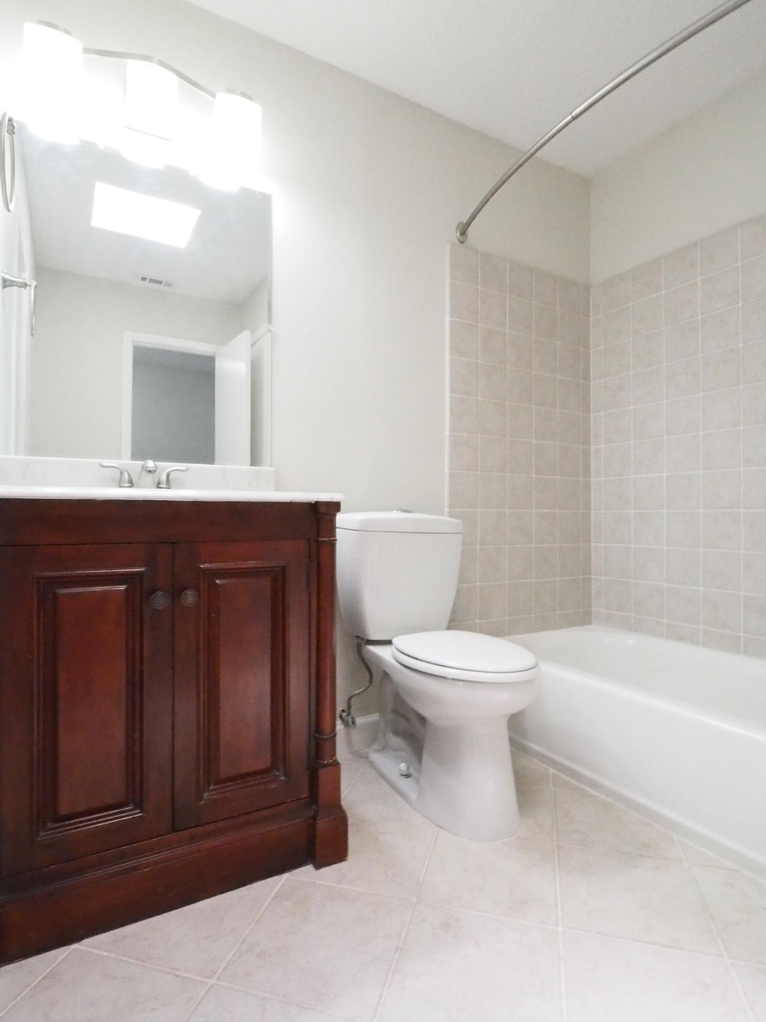 MONTAGE MANOR - Residential