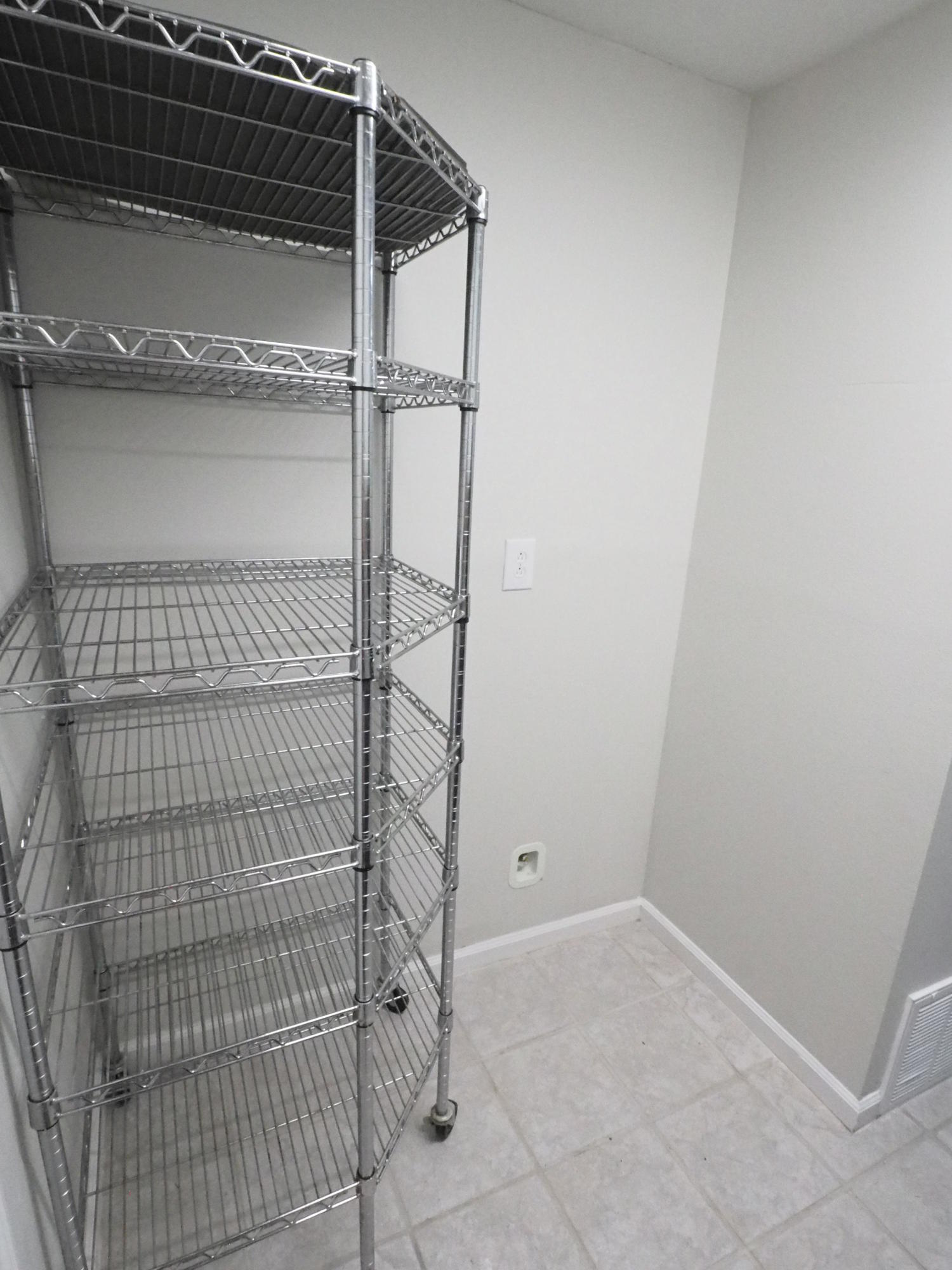 MONTAGE MANOR - Residential