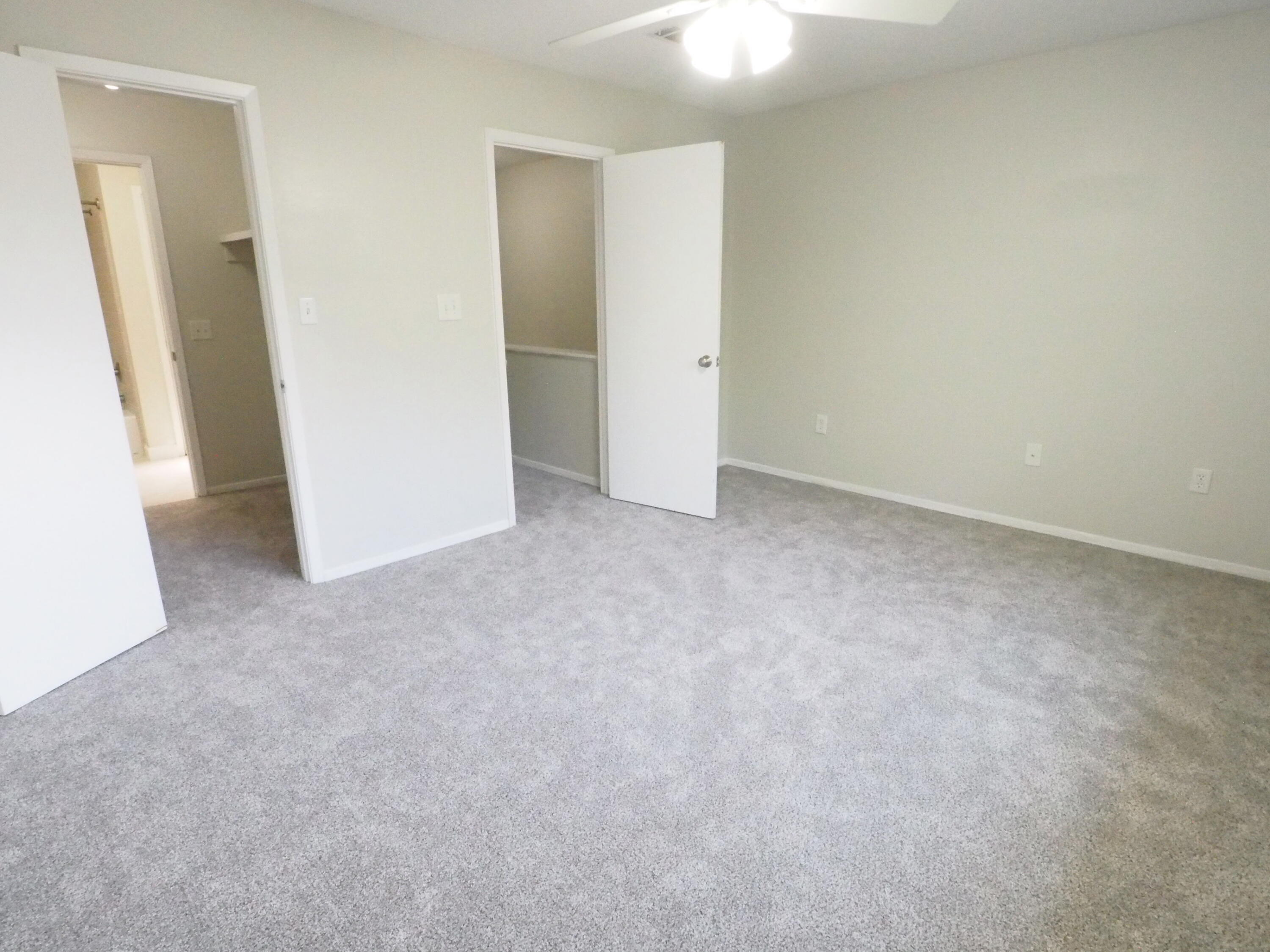 MONTAGE MANOR - Residential