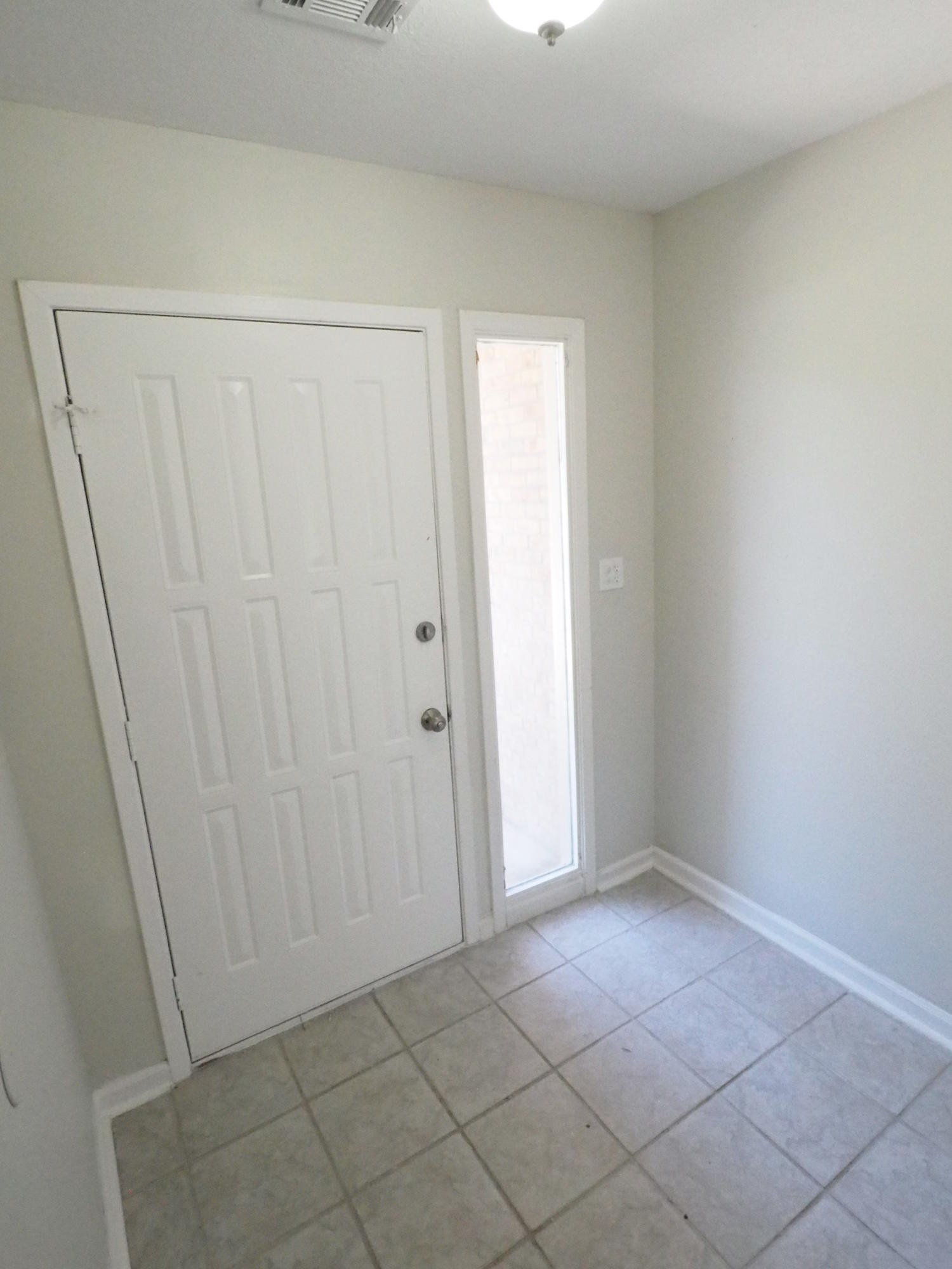 MONTAGE MANOR - Residential