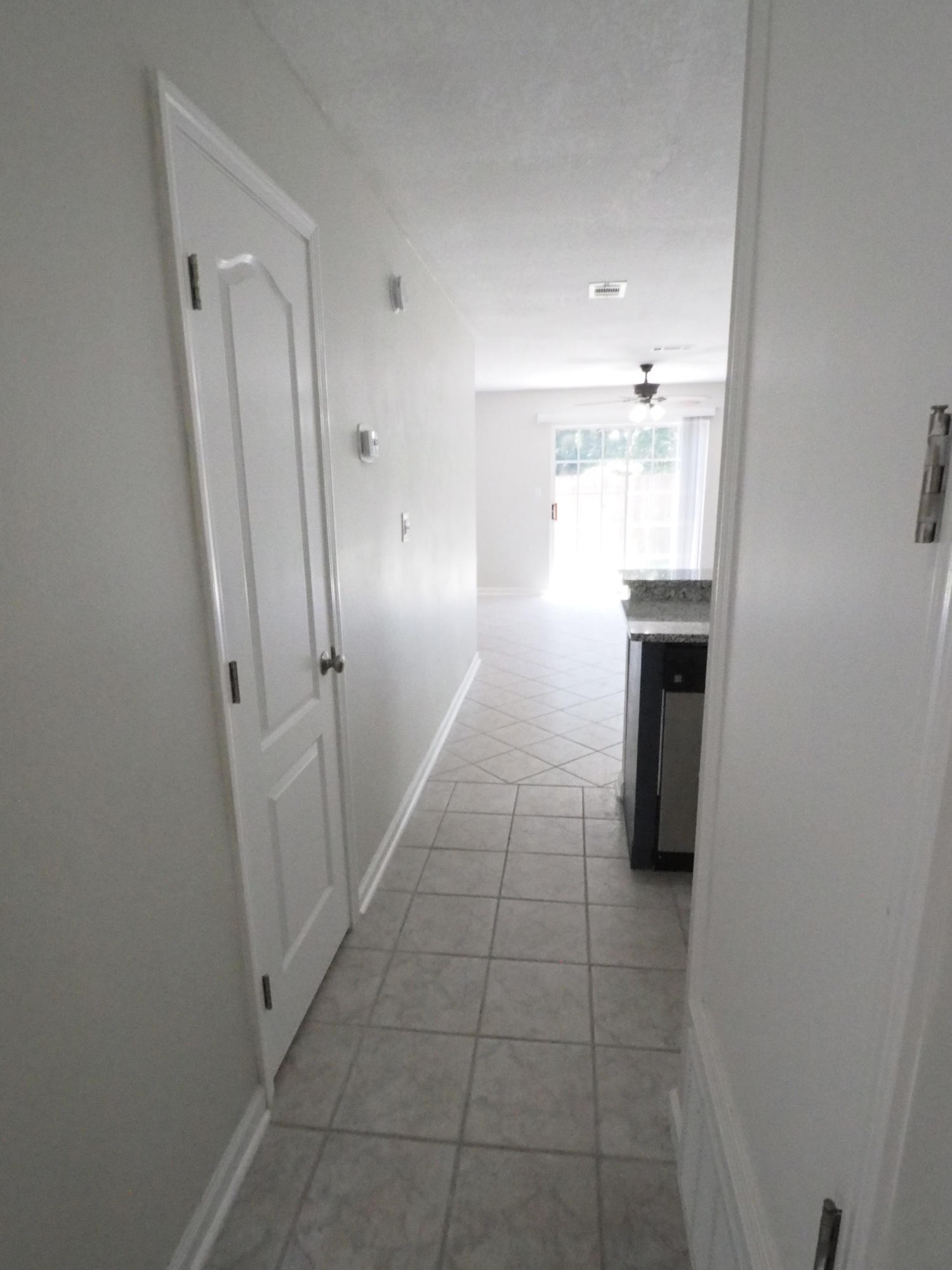 MONTAGE MANOR - Residential