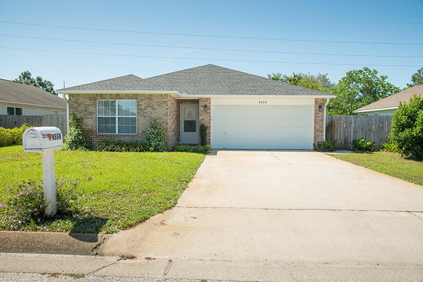Lovely neighborhood, convenient to Hurlburt Field. Open floor pan with 3 bedrooms, 2 bathrooms and 2 car garage. Screened porch on back on home. Privacy fenced back yard. with lawn pump and sprinkler system. Yard building for storage. Sorry, no pets allowed and no smoking or vaping allowed inside home or garage.