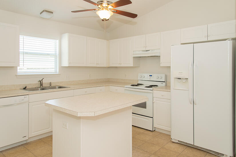 PARKER PLACE - Residential Lease