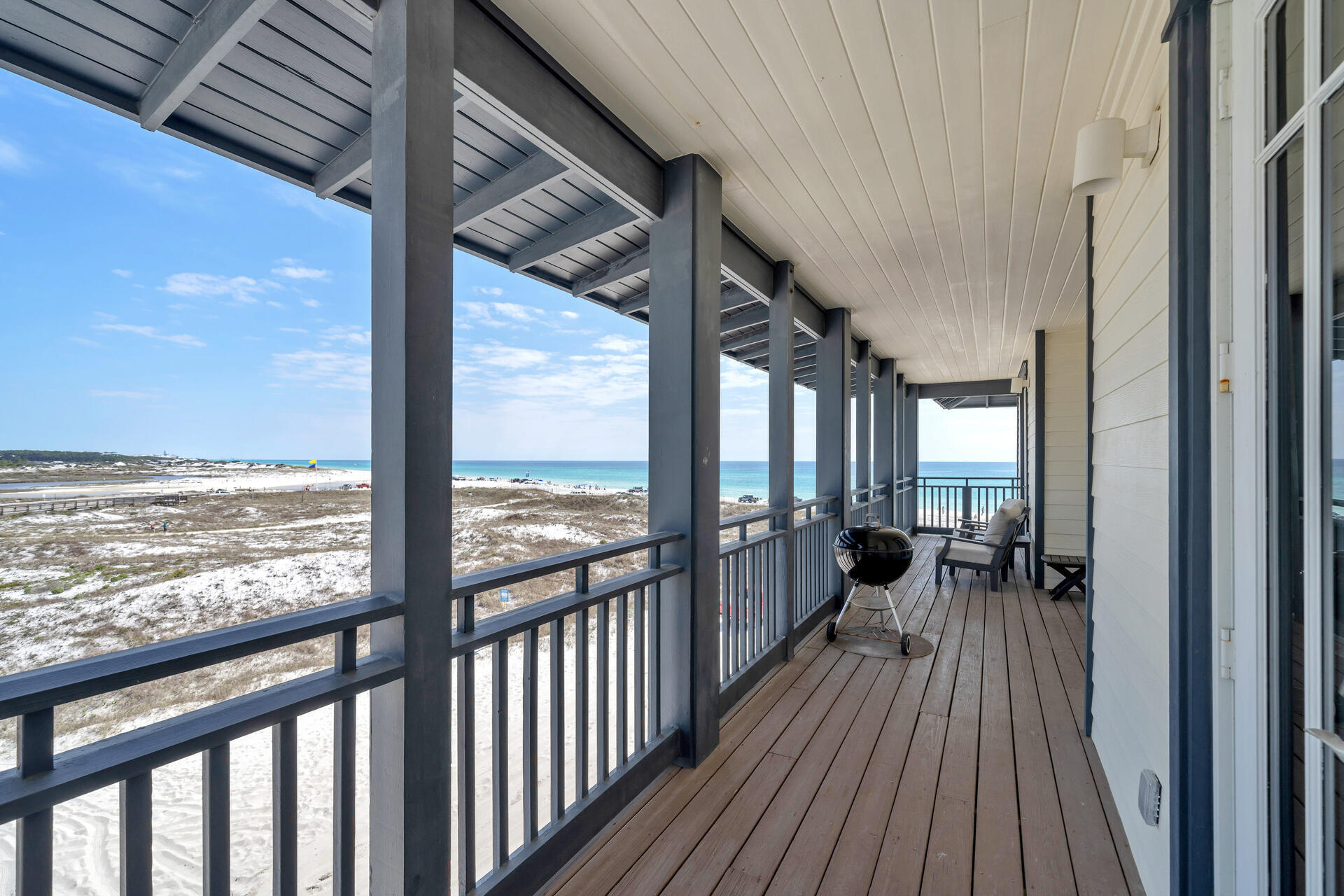 GRAYTON BEACH FRONT - Residential