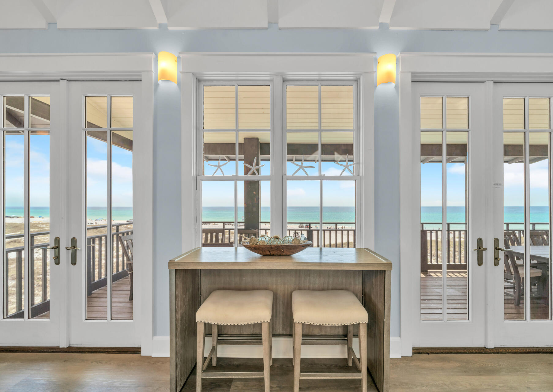 GRAYTON BEACH FRONT - Residential