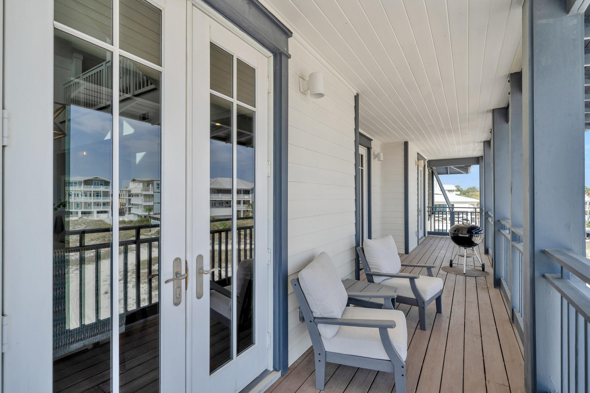 GRAYTON BEACH FRONT - Residential