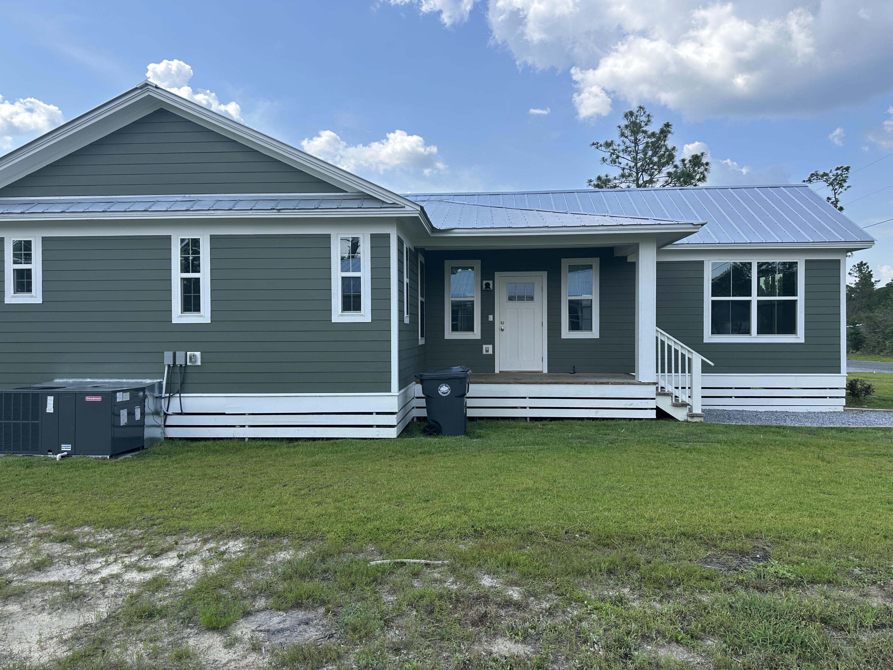 OAKWOOD LAKES ESTATES - Residential Lease
