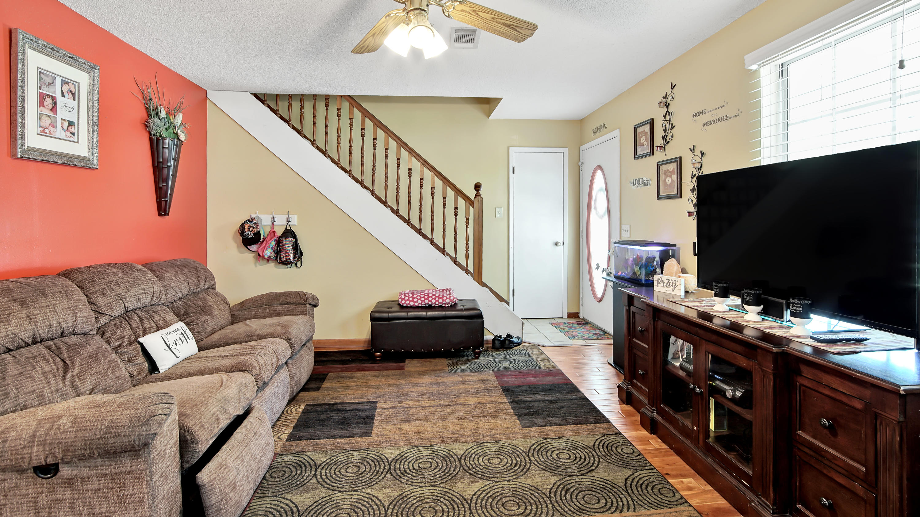 Country Club Manor S/D - Residential