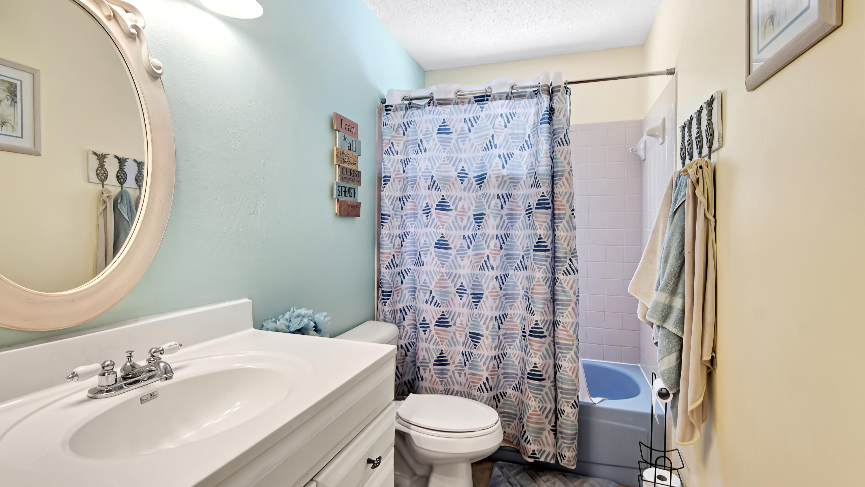 Country Club Manor S/D - Residential