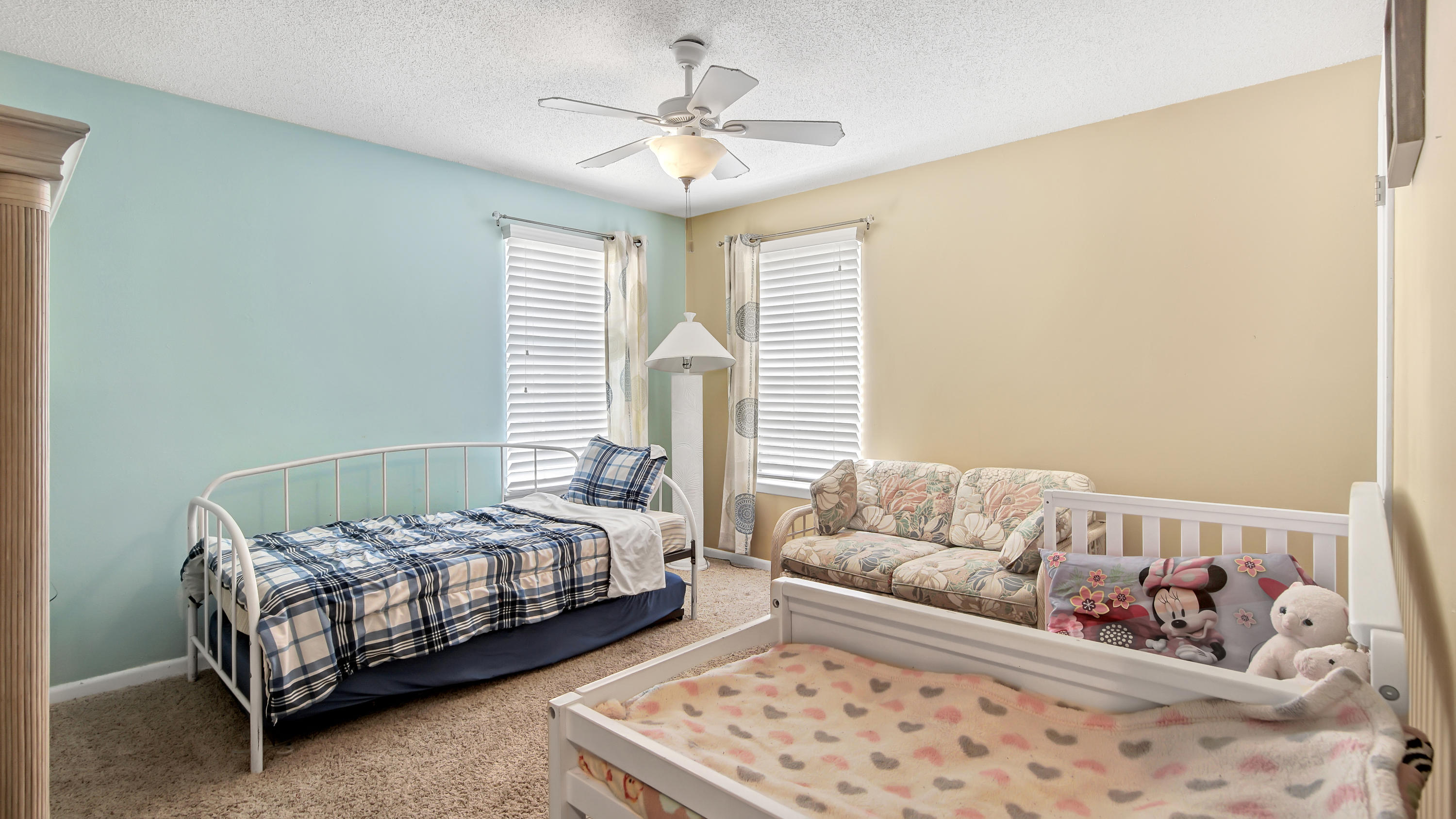 Country Club Manor S/D - Residential