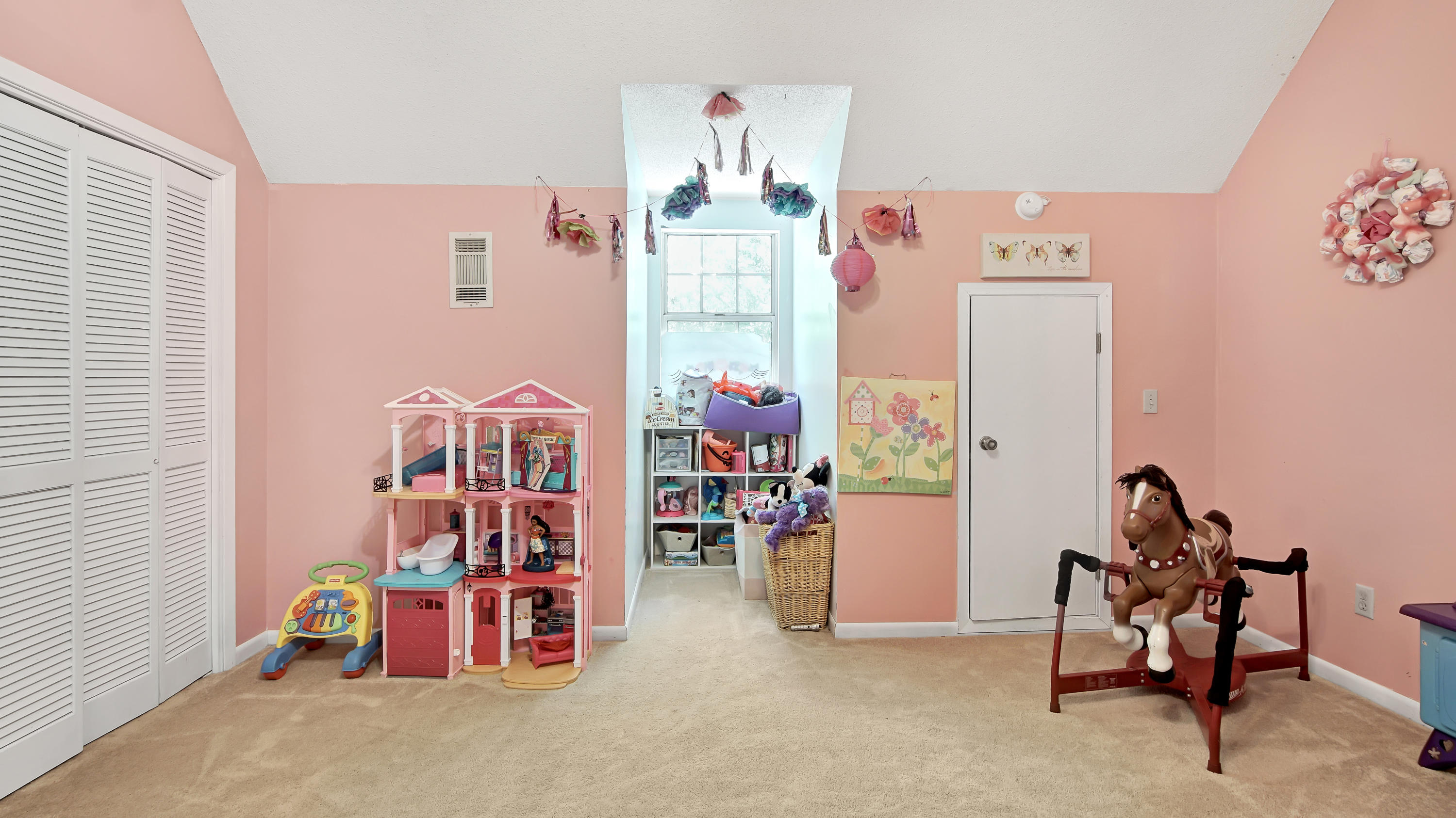 Country Club Manor S/D - Residential