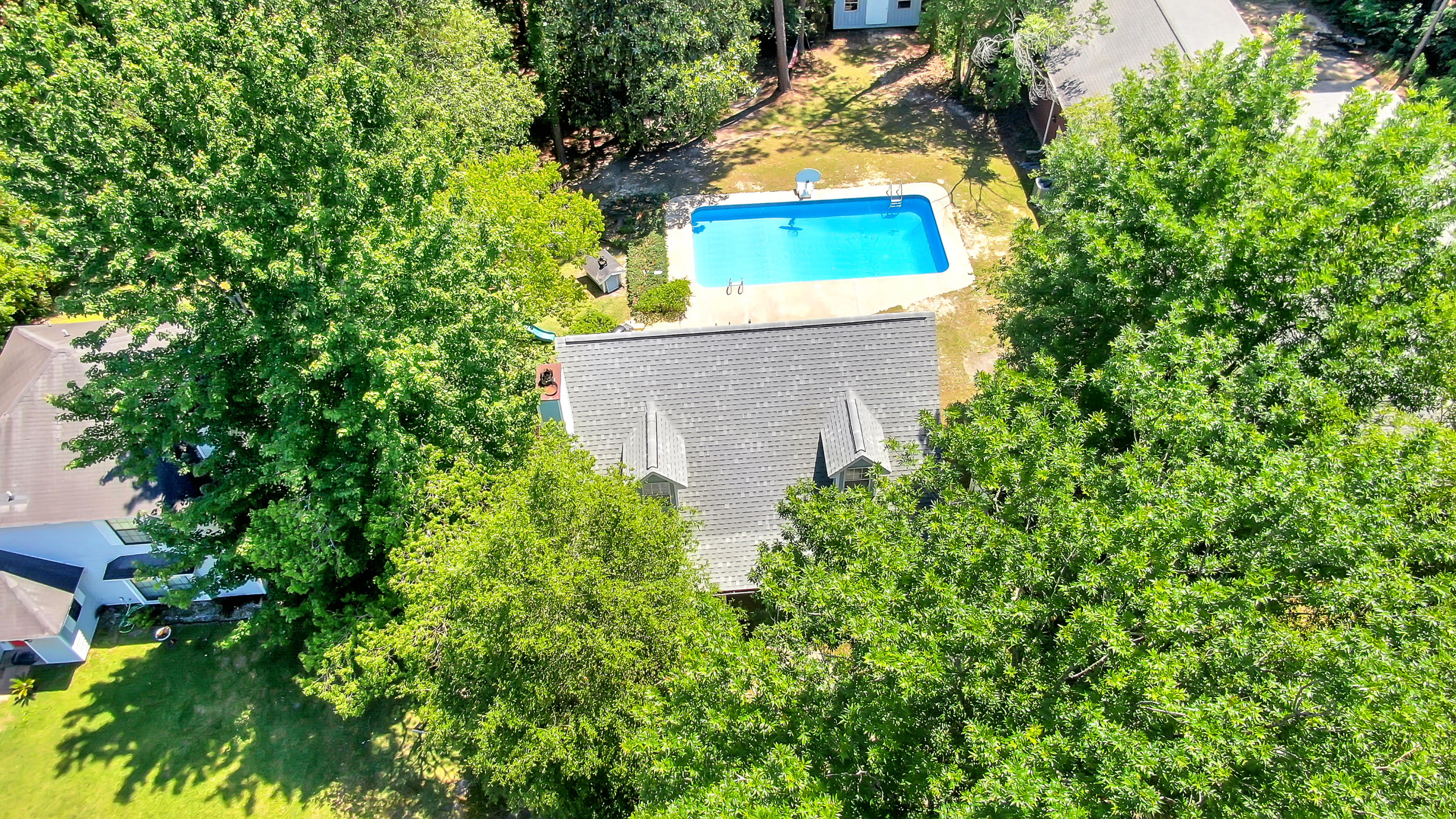 Country Club Manor S/D - Residential