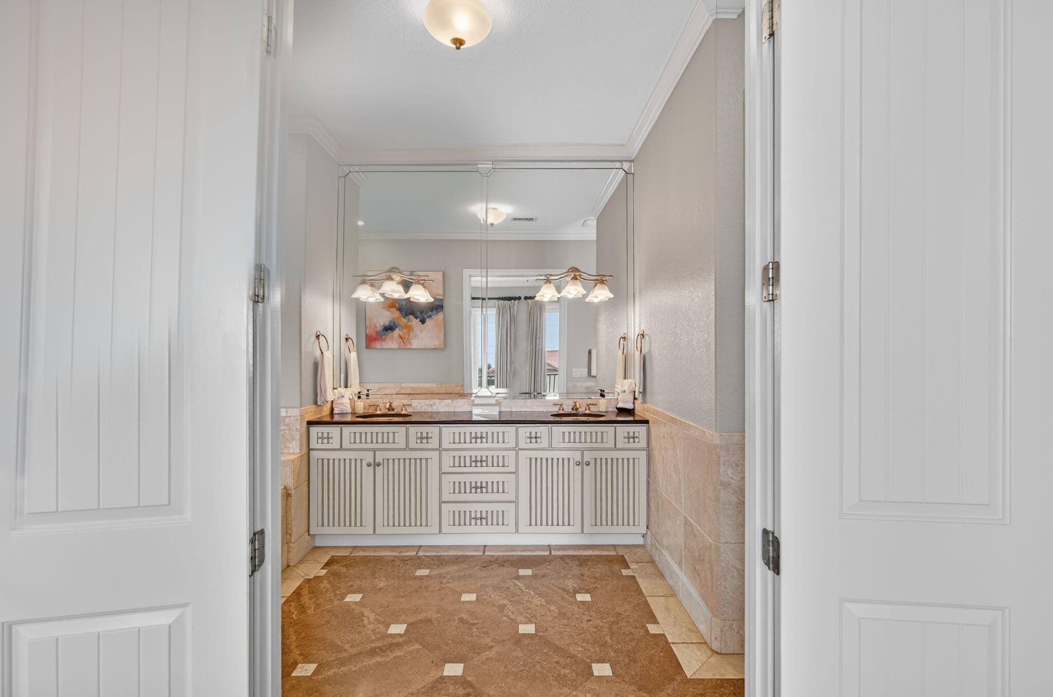 AVALON BEACH ESTATES - Residential