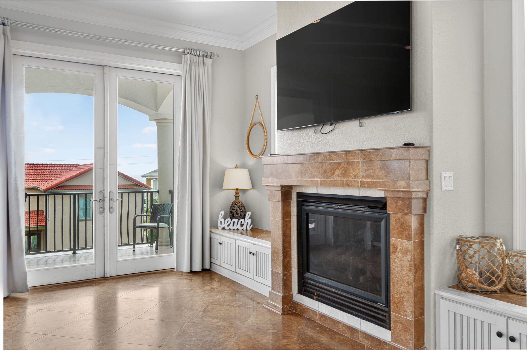 AVALON BEACH ESTATES - Residential