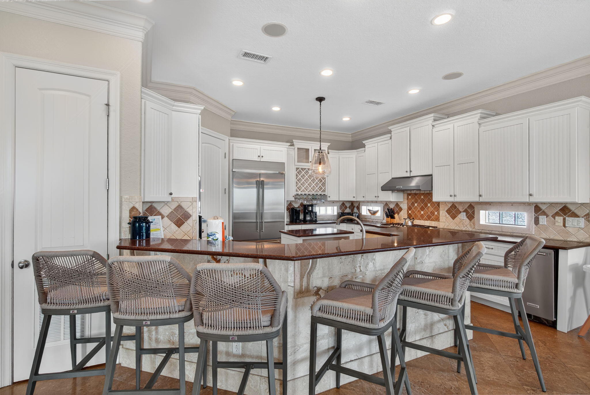 AVALON BEACH ESTATES - Residential