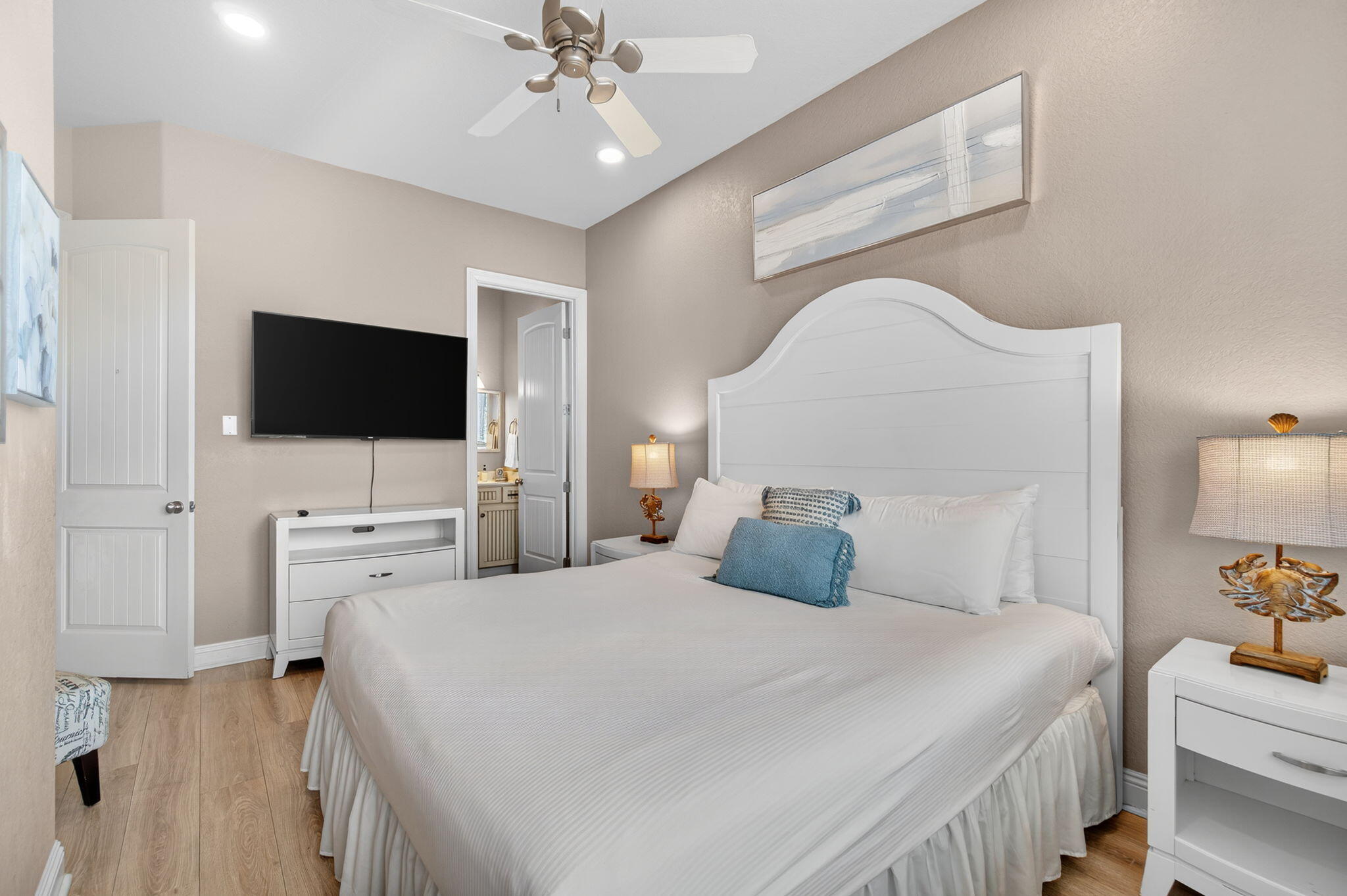 AVALON BEACH ESTATES - Residential