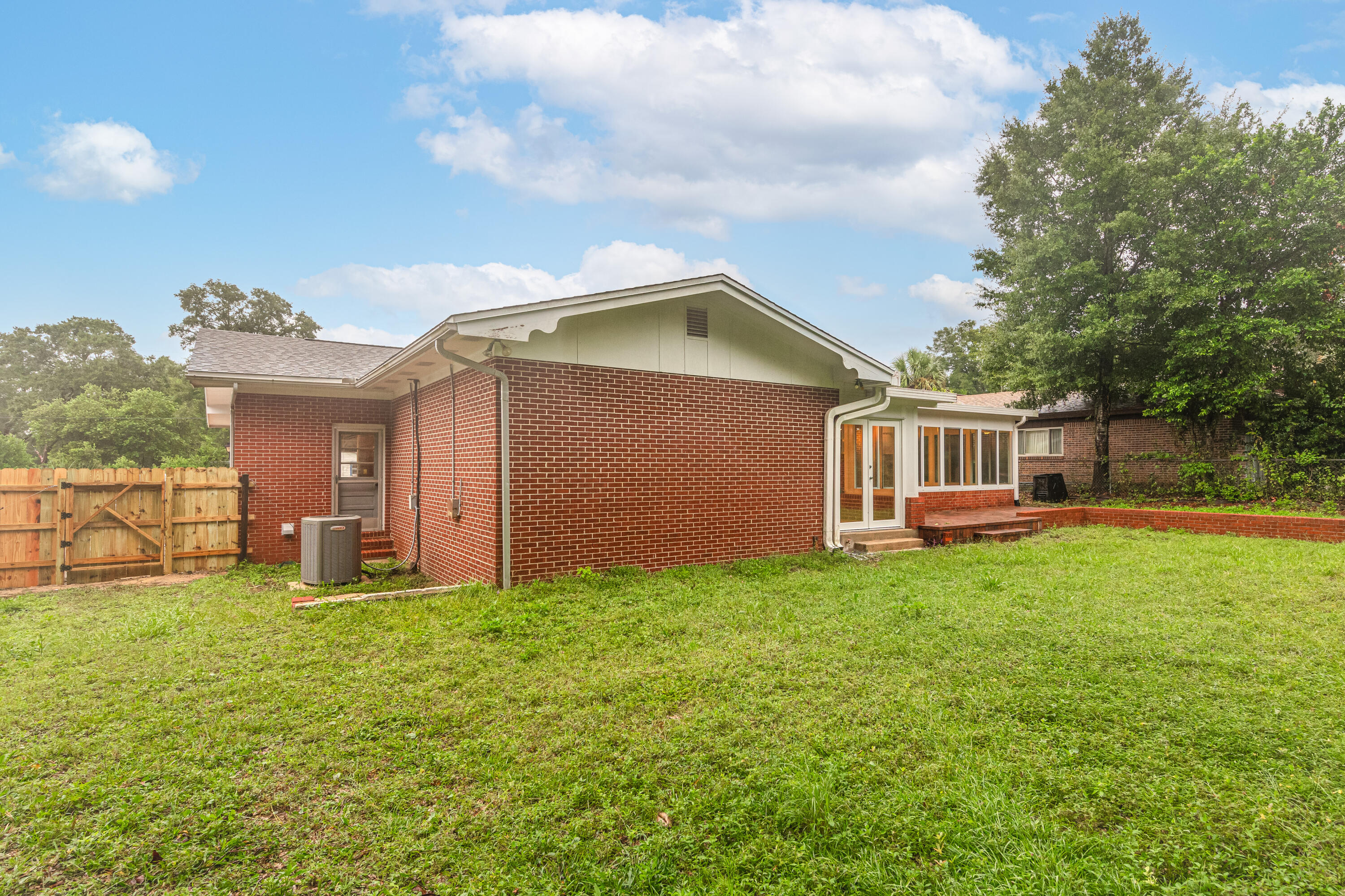 VALPARAISO PLAT #7 - Residential