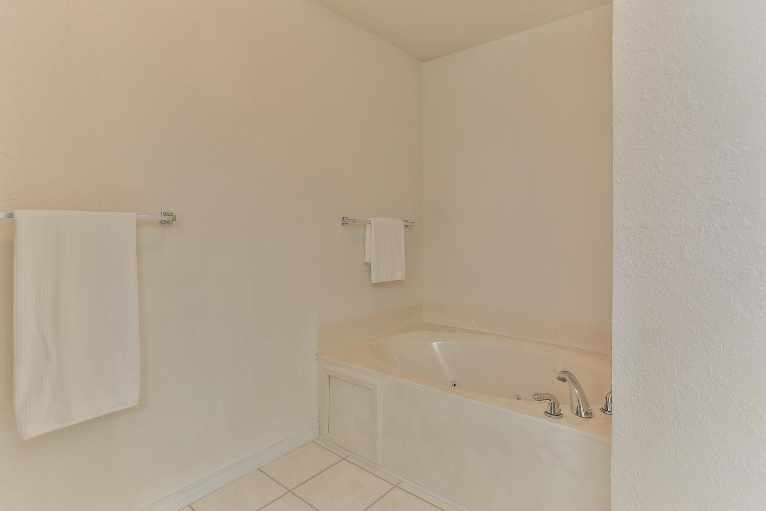 DRIFTWOOD ESTATES - Residential