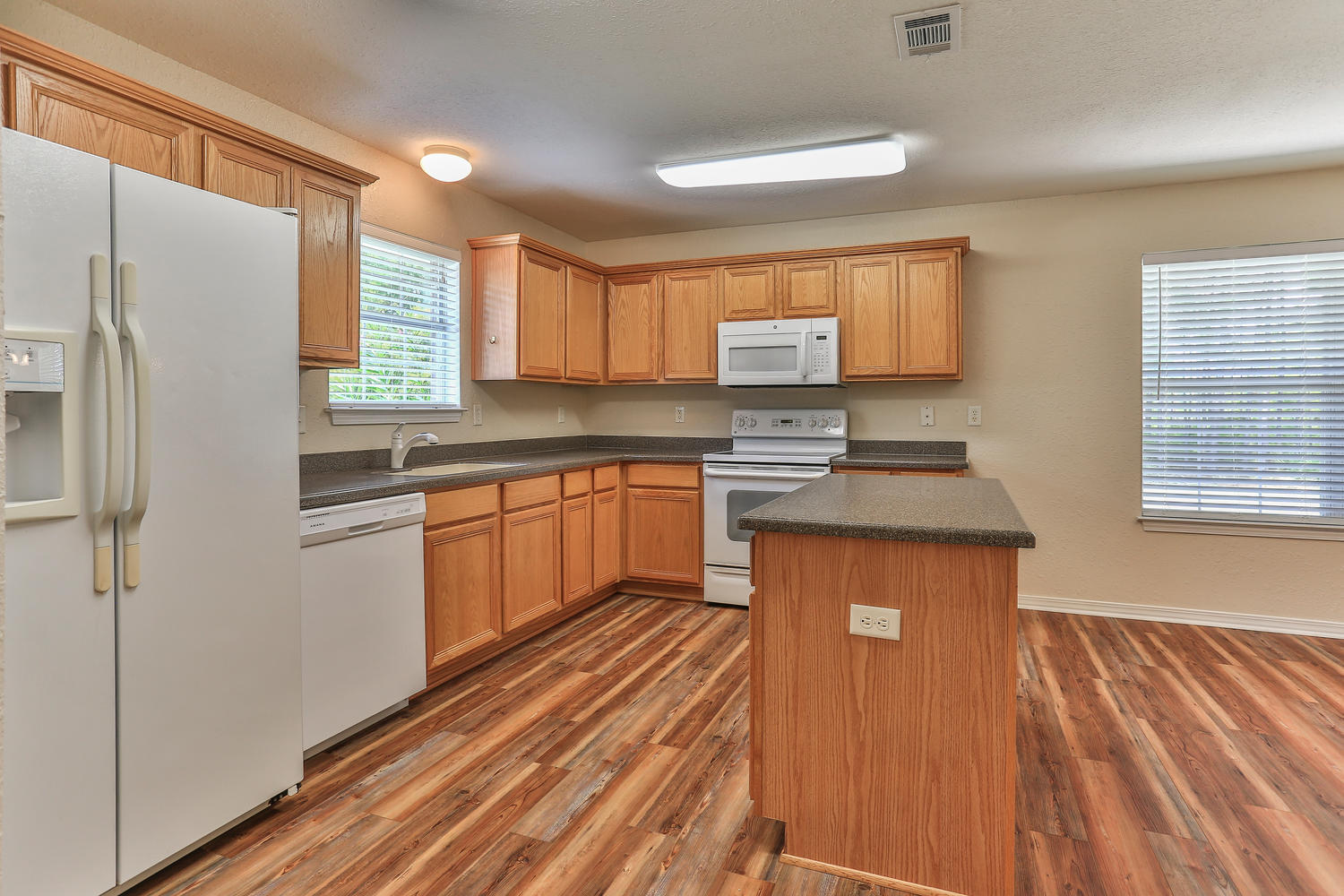 DRIFTWOOD ESTATES - Residential