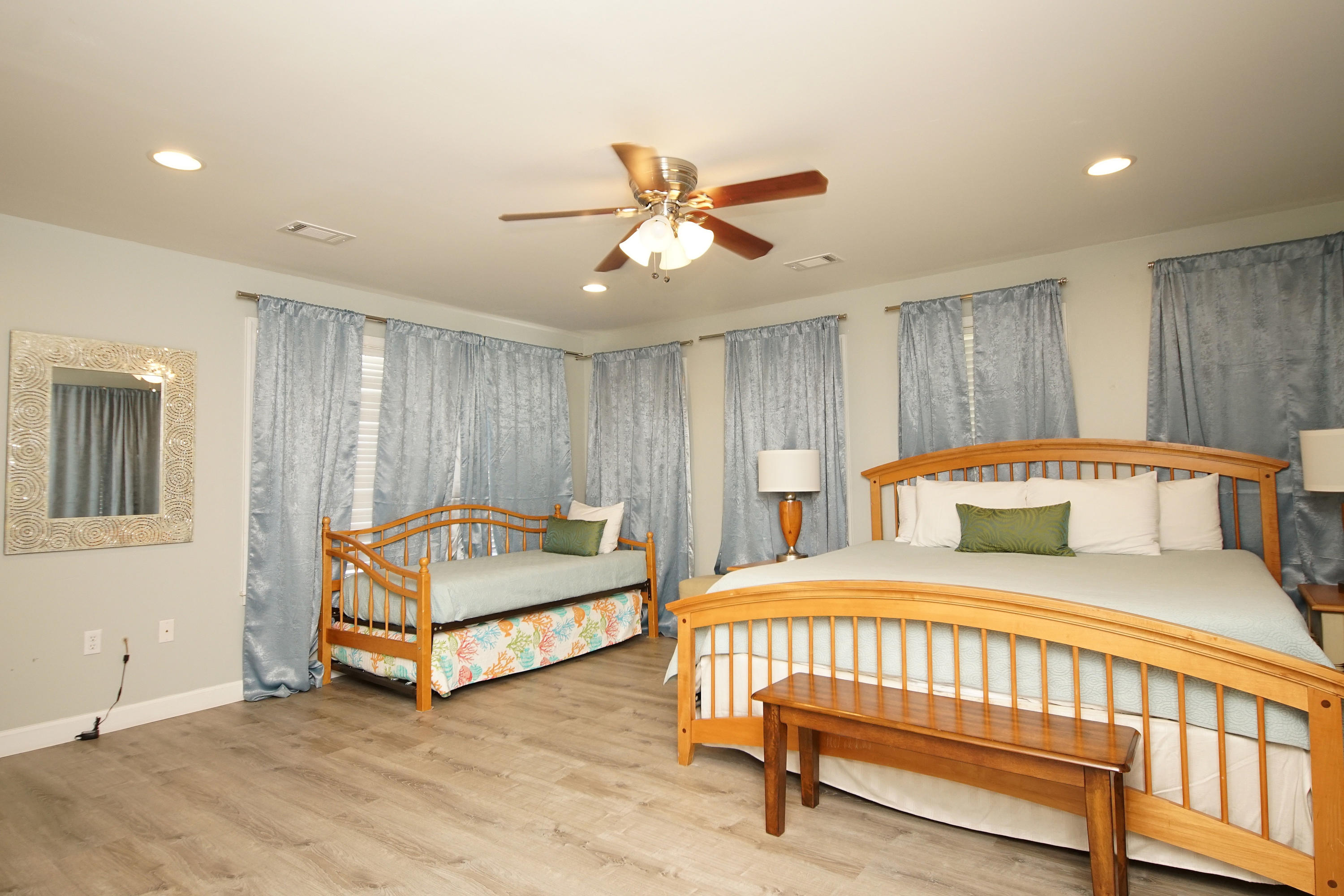 CRYSTAL BEACH COTTAGES PH 2 - Residential