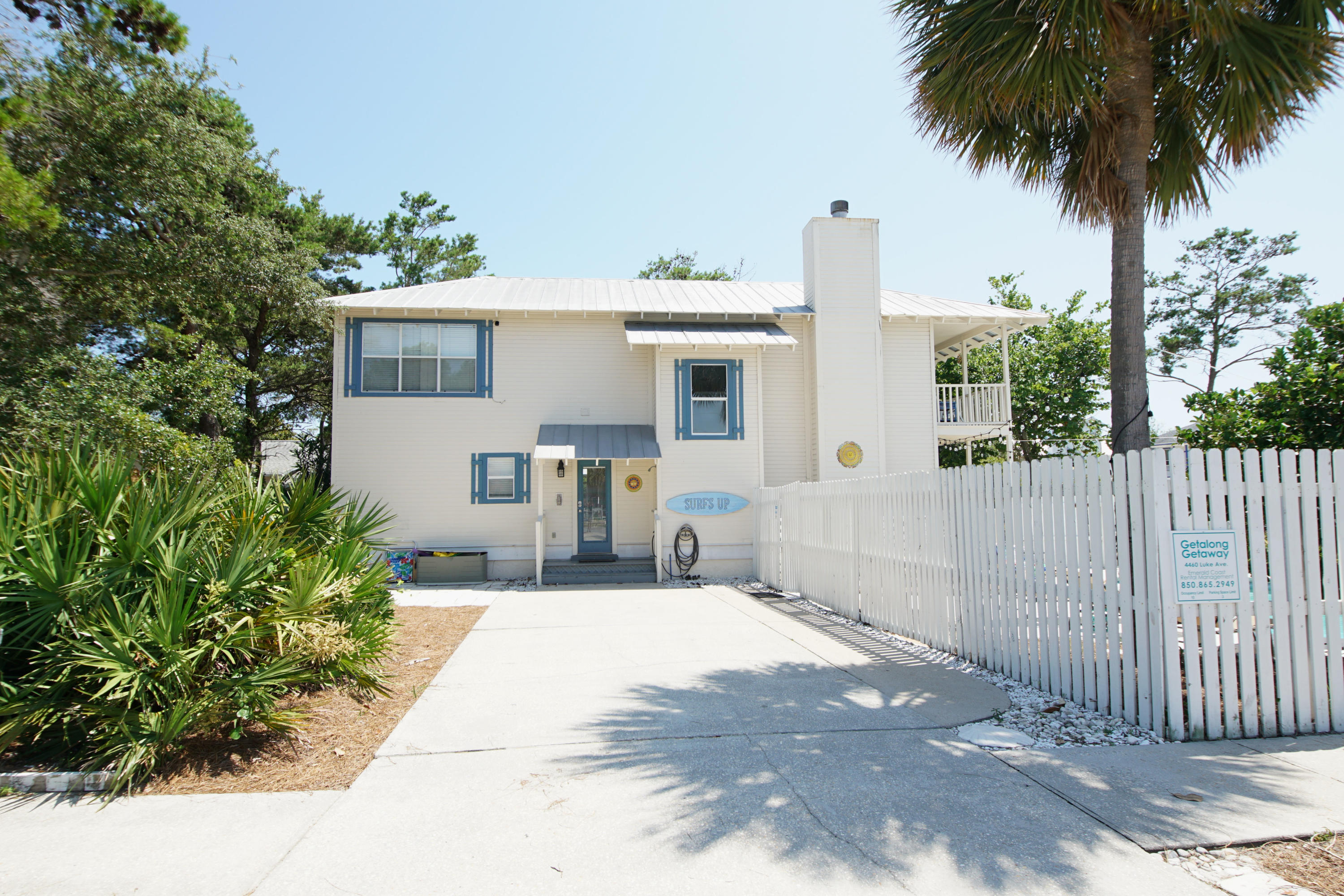 CRYSTAL BEACH COTTAGES PH 2 - Residential