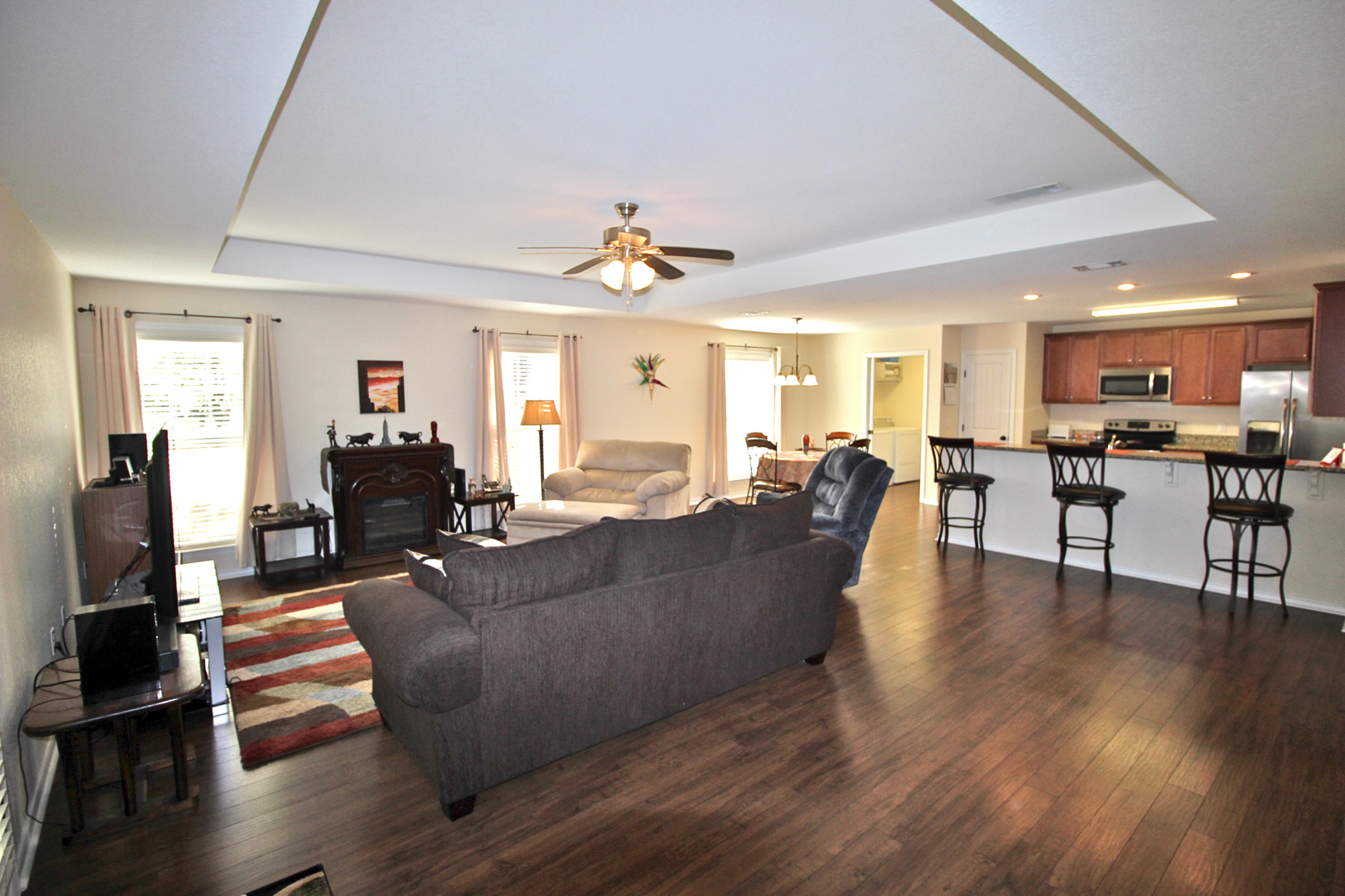 HUNTERS RIDGE - Residential