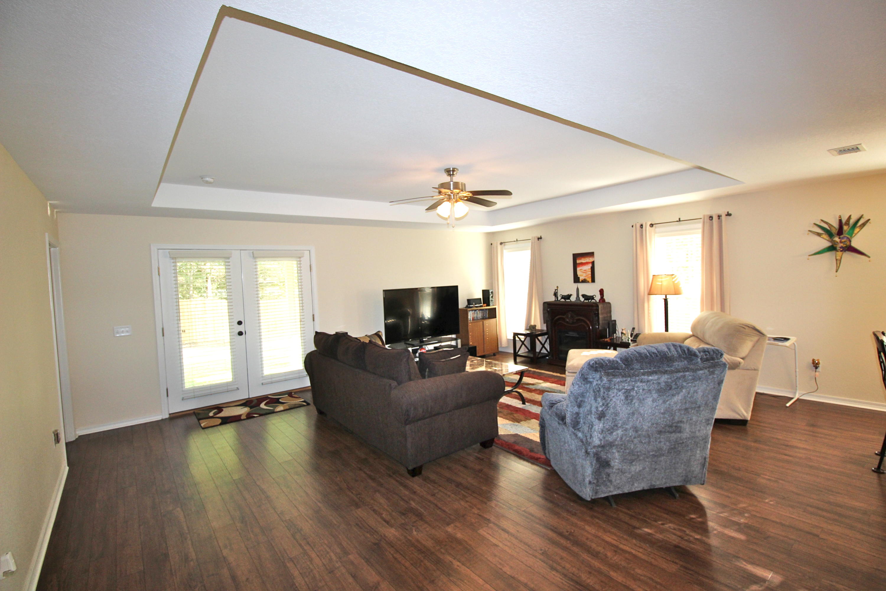 HUNTERS RIDGE - Residential