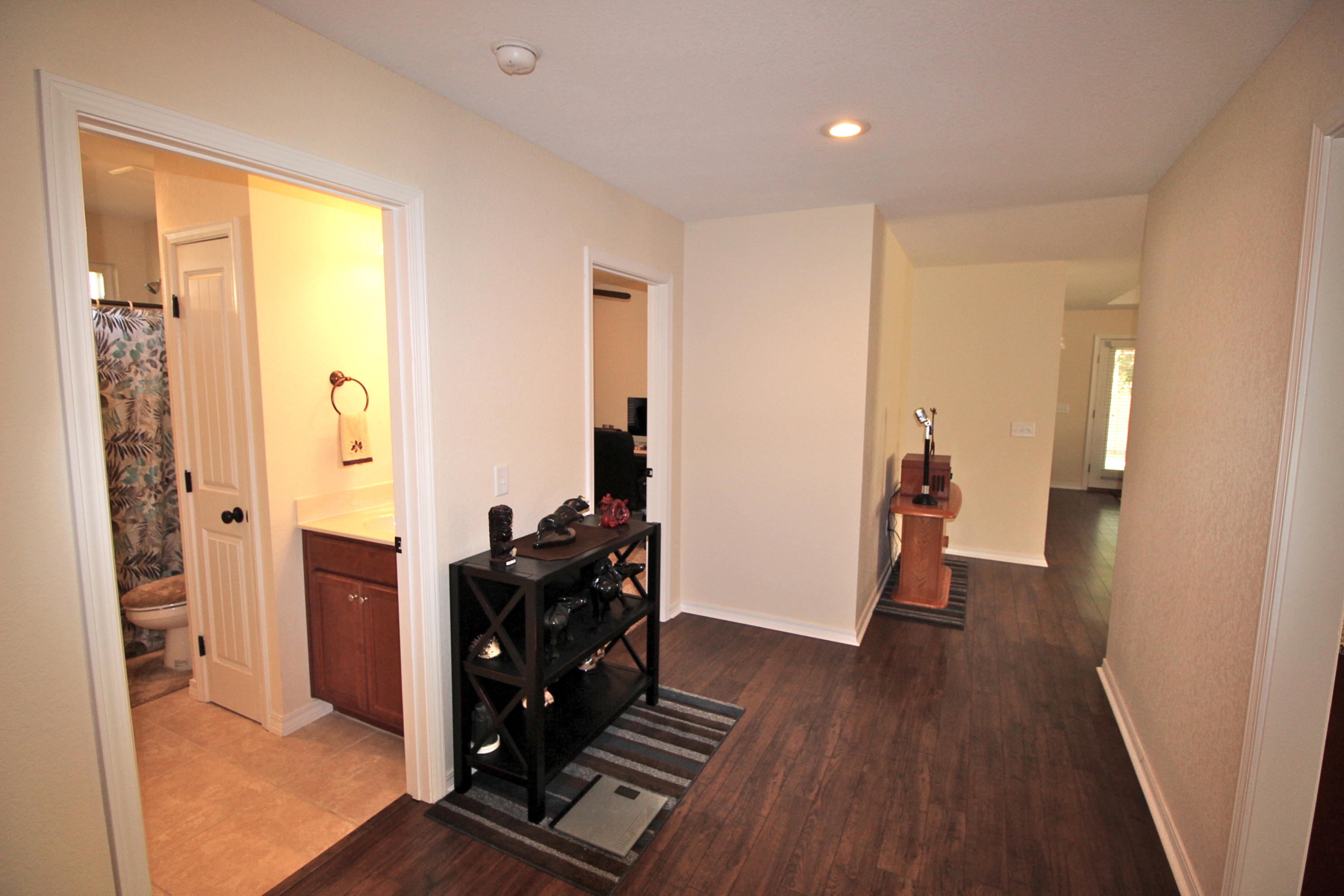 HUNTERS RIDGE - Residential