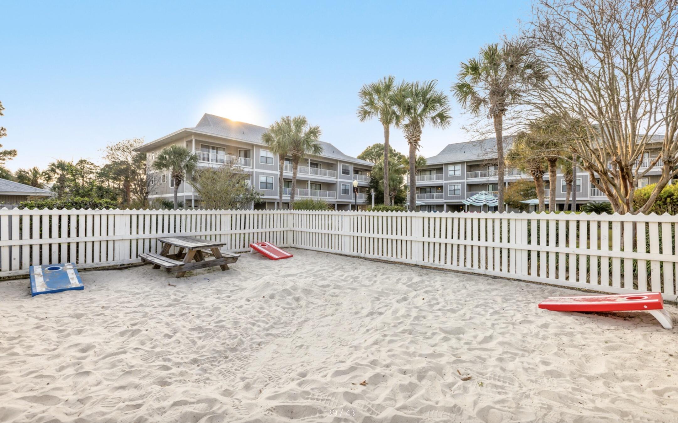 BEACHWOOD VILLAS CONDO - Residential